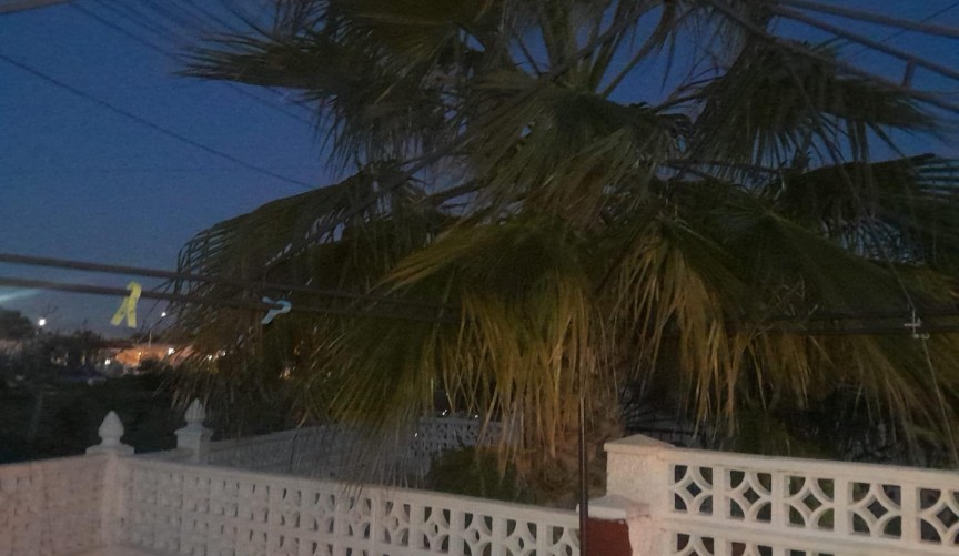 Reventa - Town House -
Torrevieja - La Siesta - El Salado - Torreta