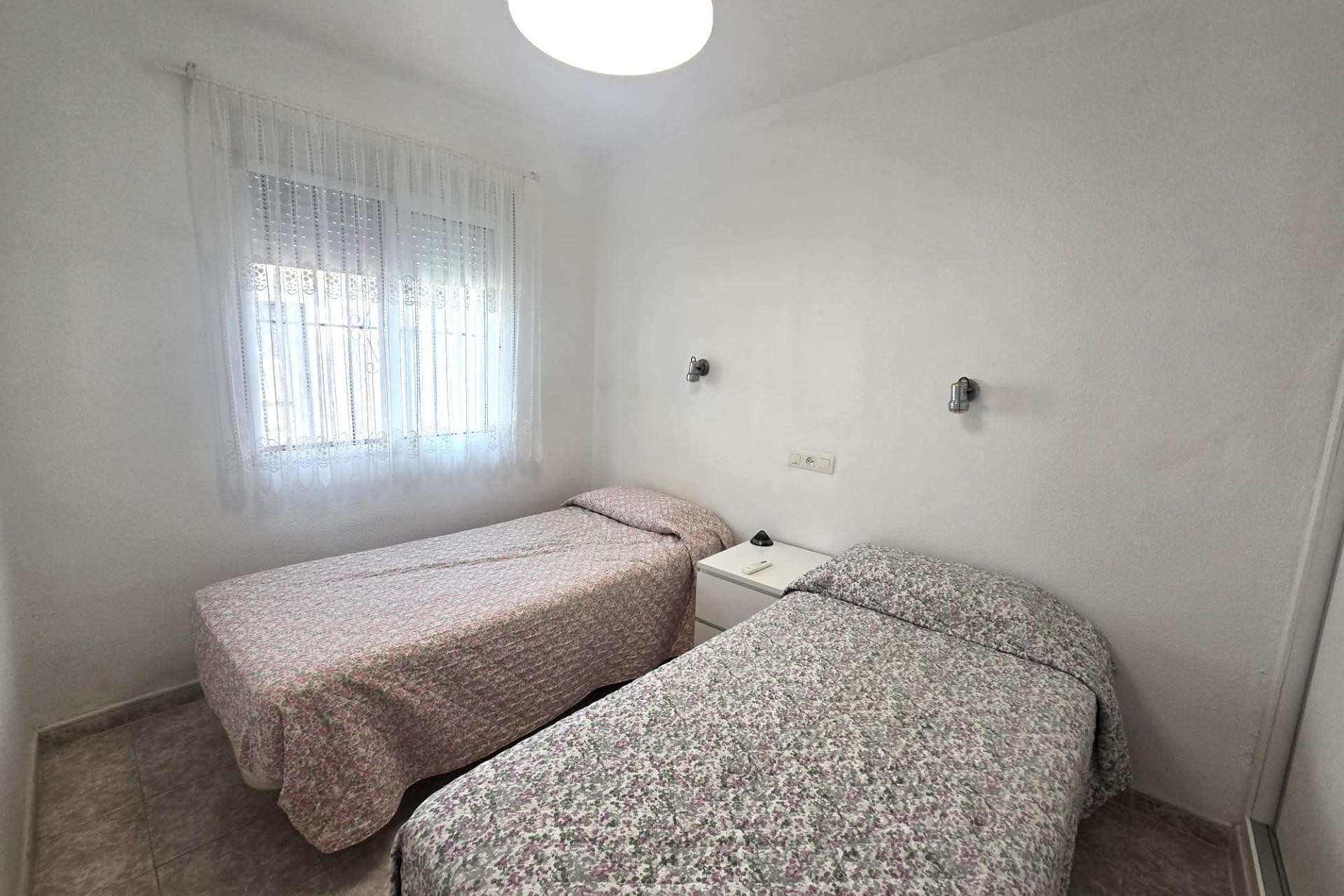 Reventa - Town House -
Torrevieja - Los Altos