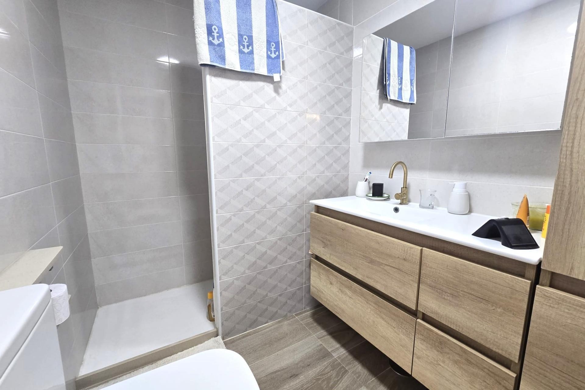 Reventa - Town House -
Torrevieja - Los Altos