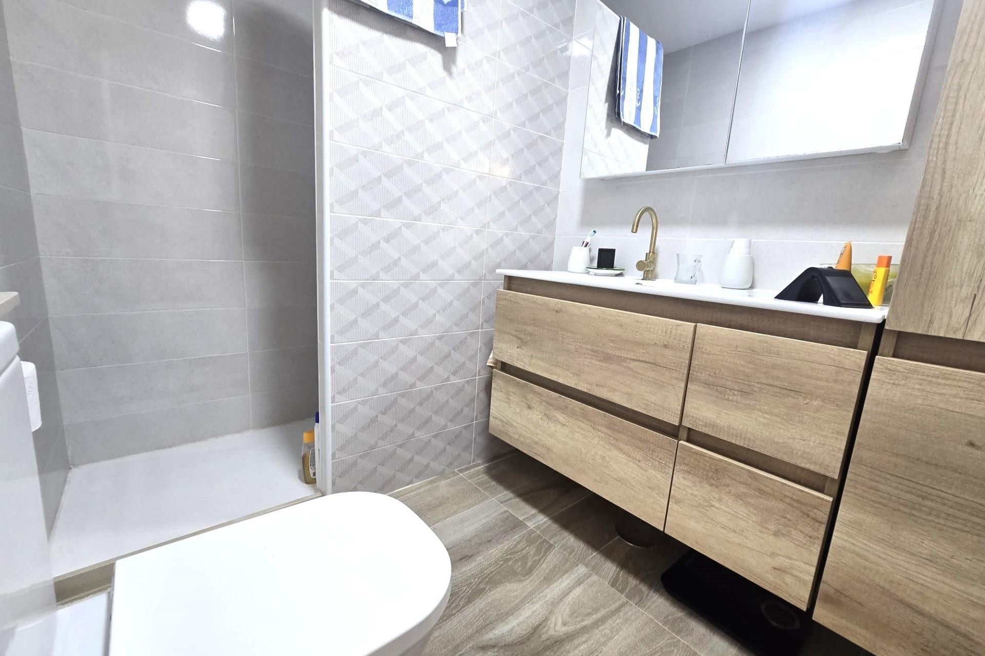 Reventa - Town House -
Torrevieja - Los Altos
