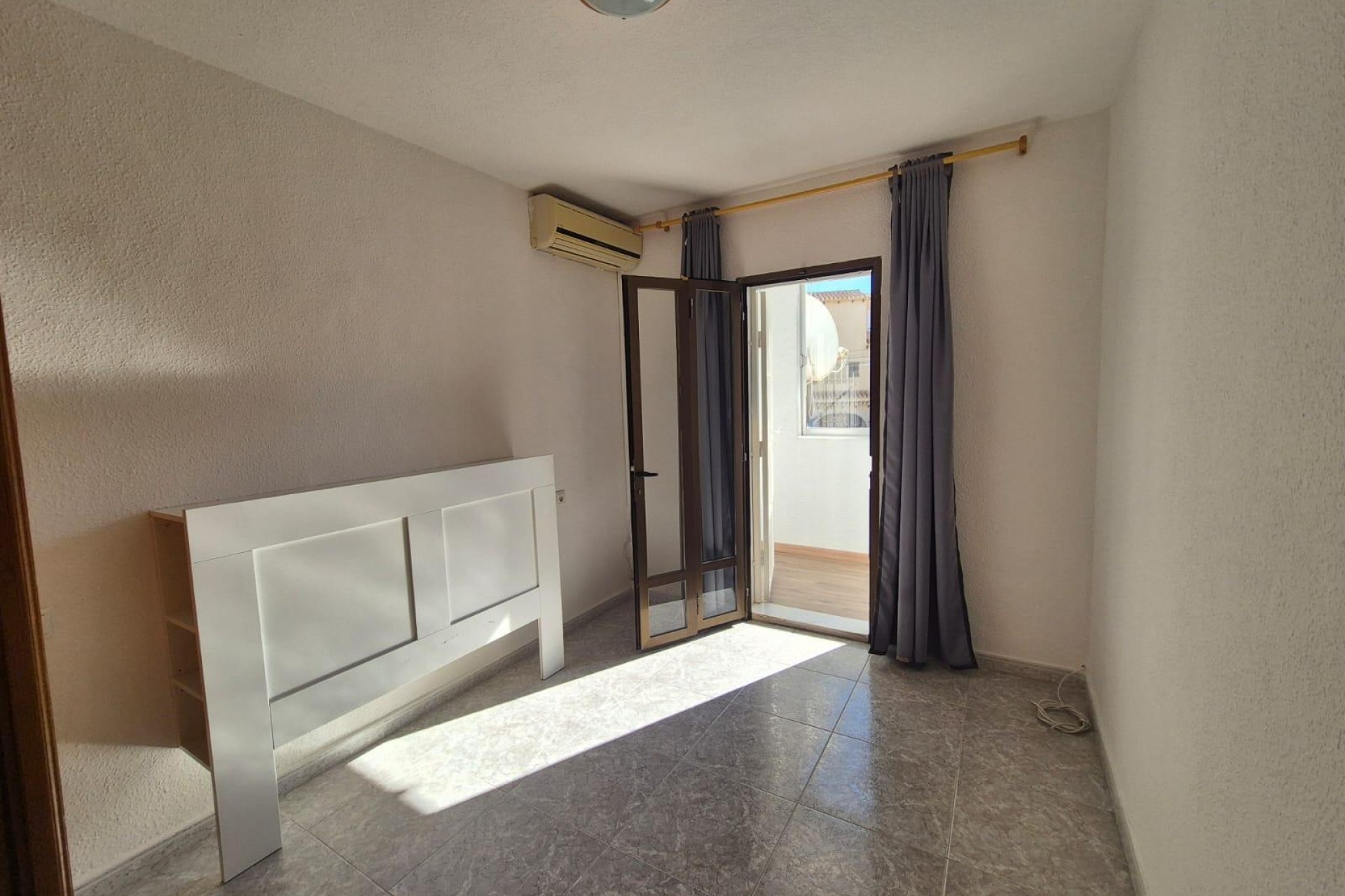 Reventa - Town House -
Torrevieja - Los Balcones