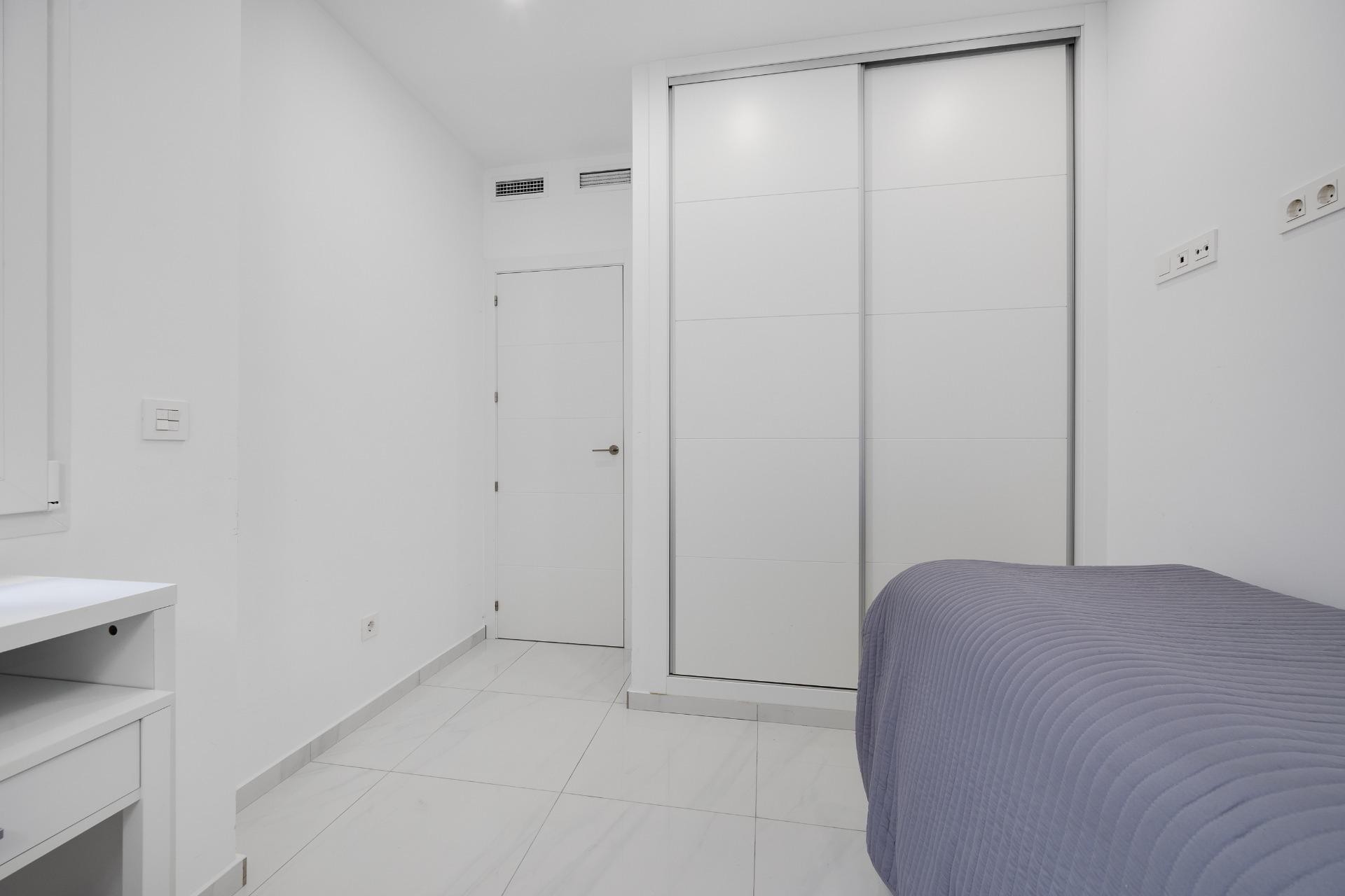 Reventa - Town House -
Torrevieja - Los Balcones