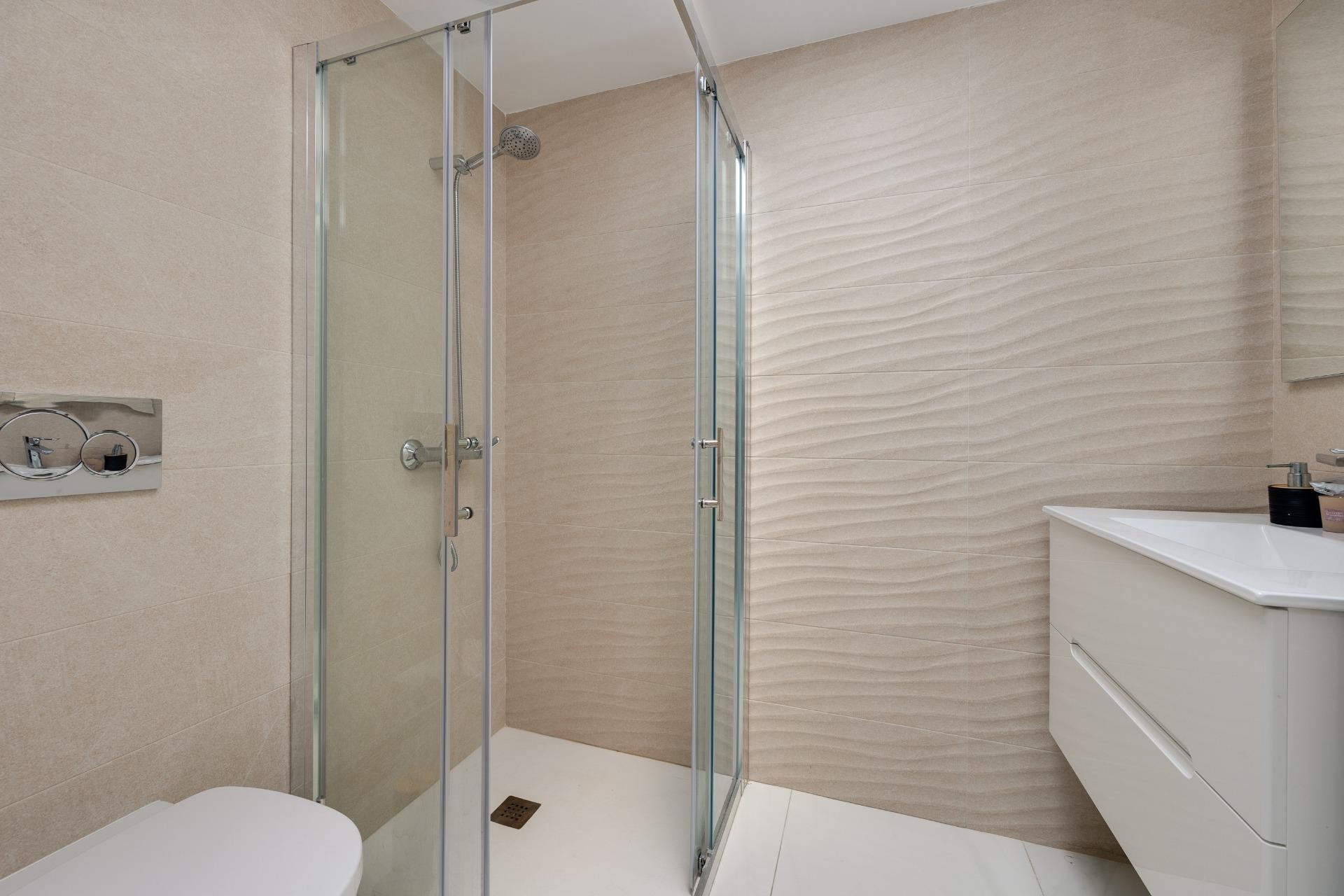 Reventa - Town House -
Torrevieja - Los Balcones