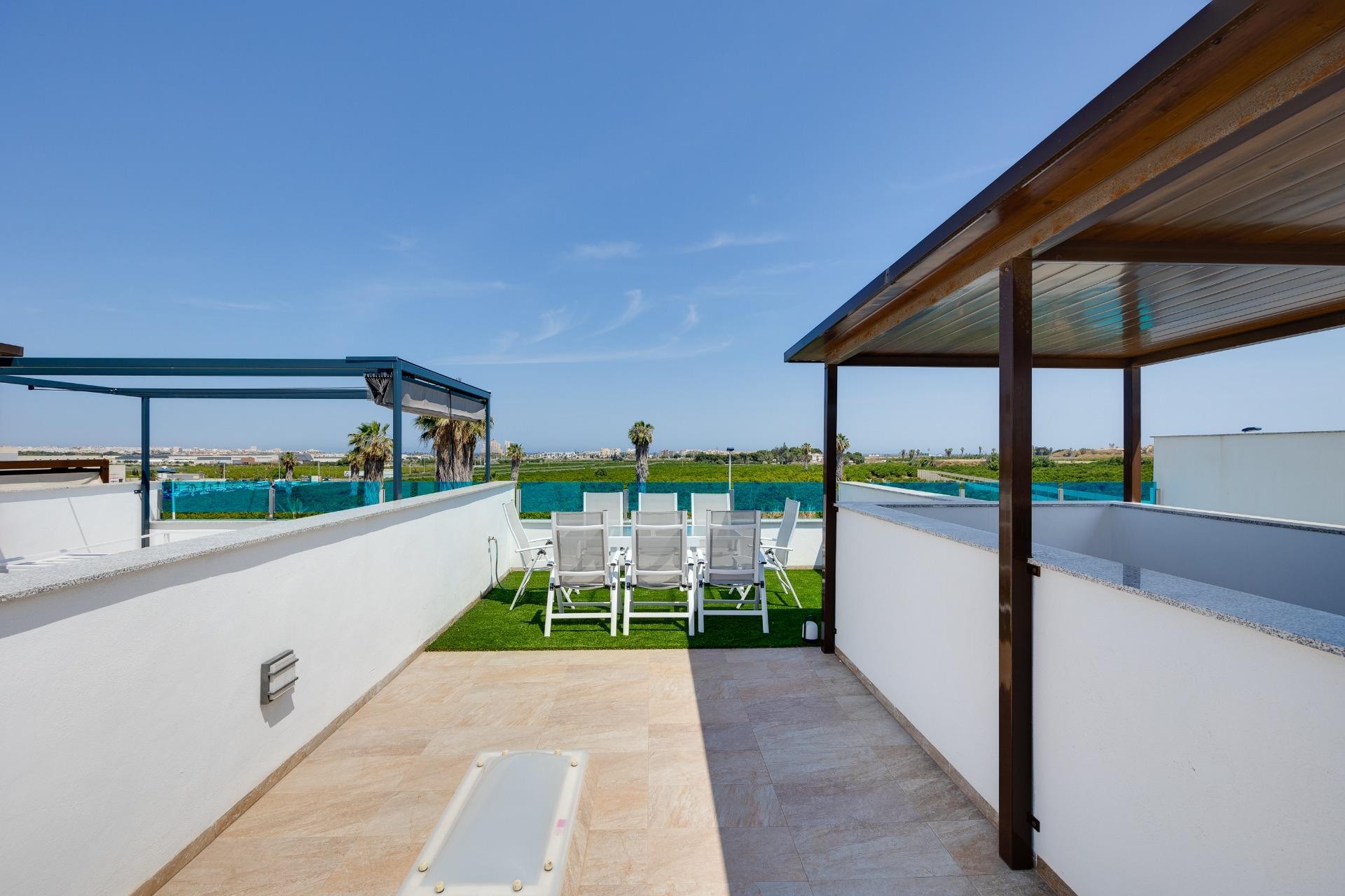 Reventa - Town House -
Torrevieja - Los Balcones