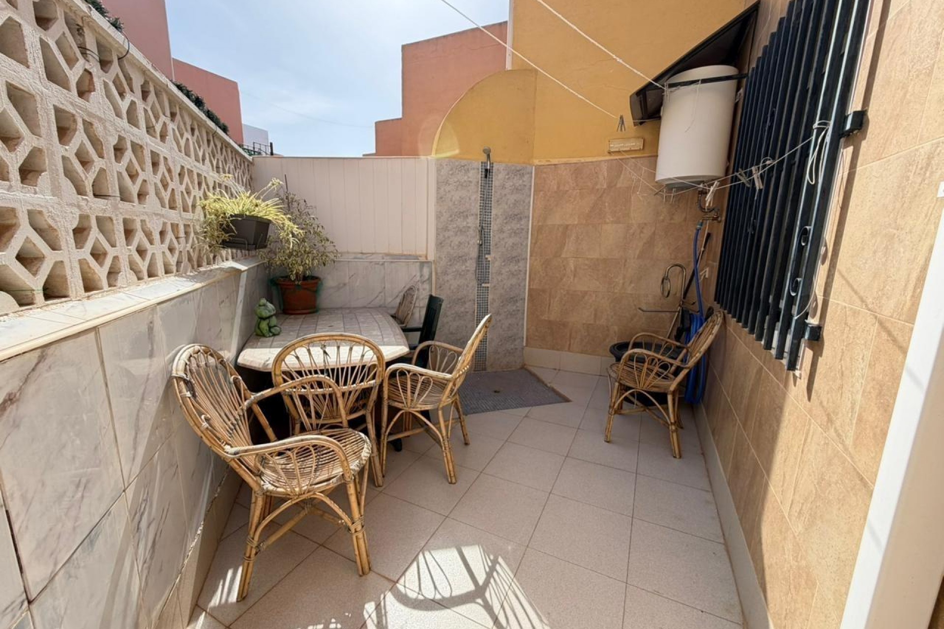 Reventa - Town House -
Torrevieja - Los Frutales