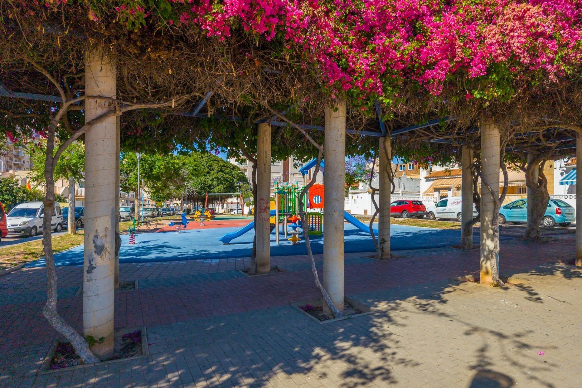 Reventa - Town House -
Torrevieja - Nueva Torrevieja