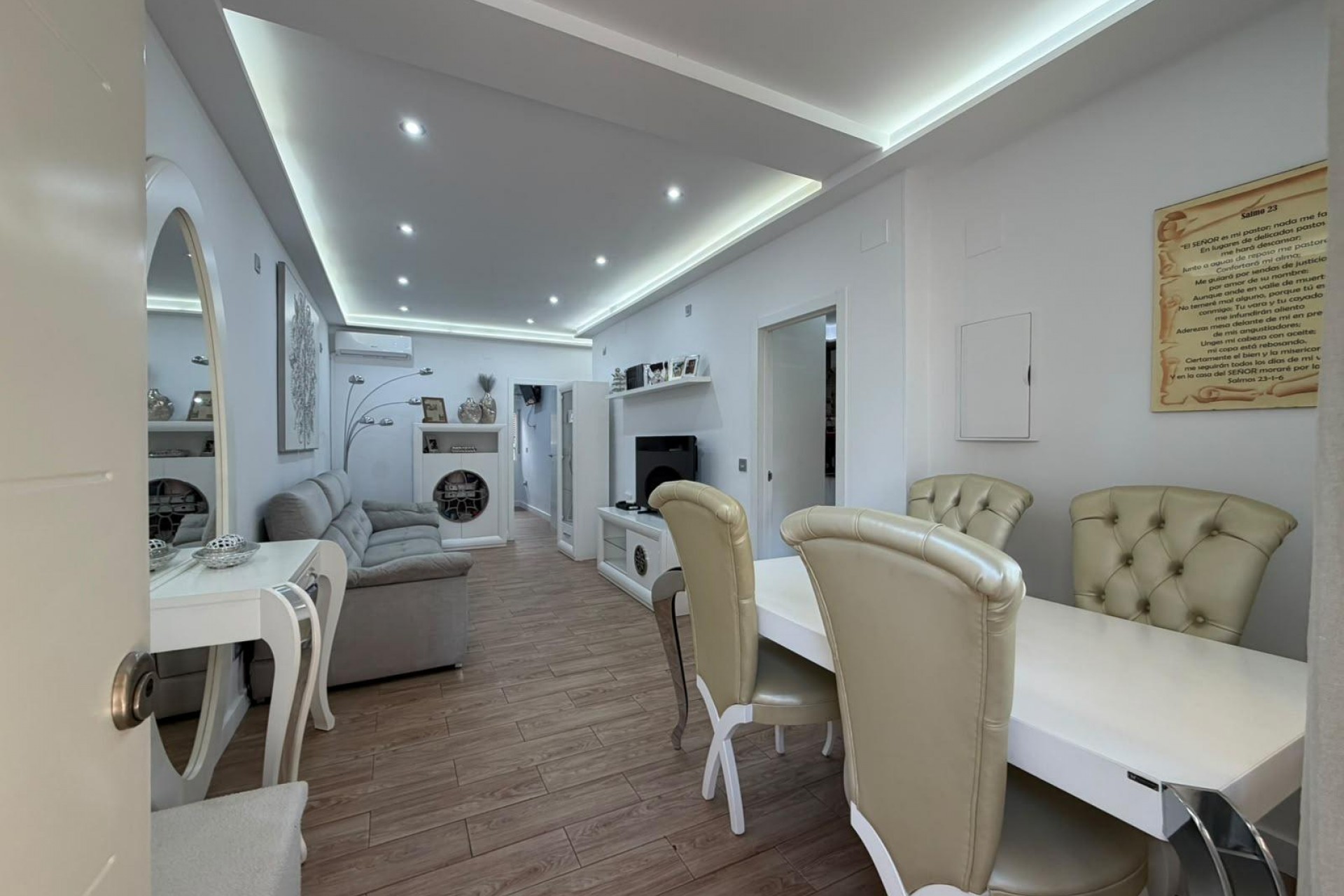 Reventa - Town House -
Torrevieja - Nueva Torrevieja
