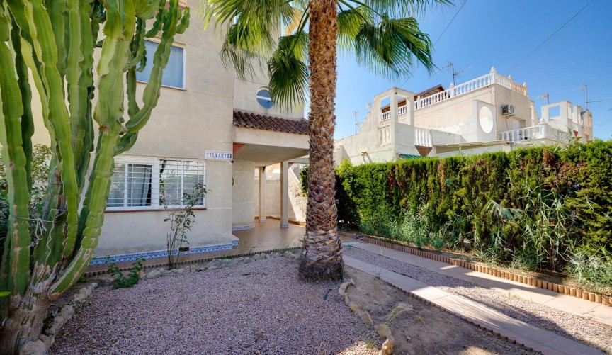 Reventa - Town House -
Torrevieja - Paraje Natural