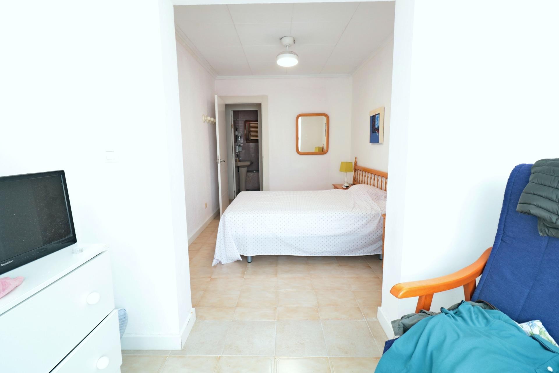 Reventa - Town House -
Torrevieja - Playa De Los Naufragos