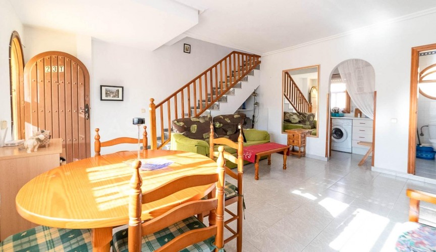 Reventa - Town House -
Torrevieja - Playa del Cura