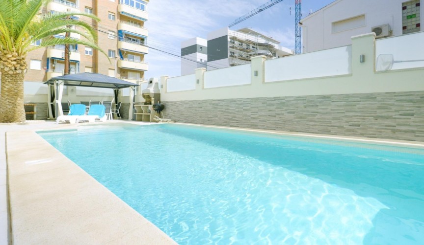 Reventa - Town House -
Torrevieja - Punta Prima