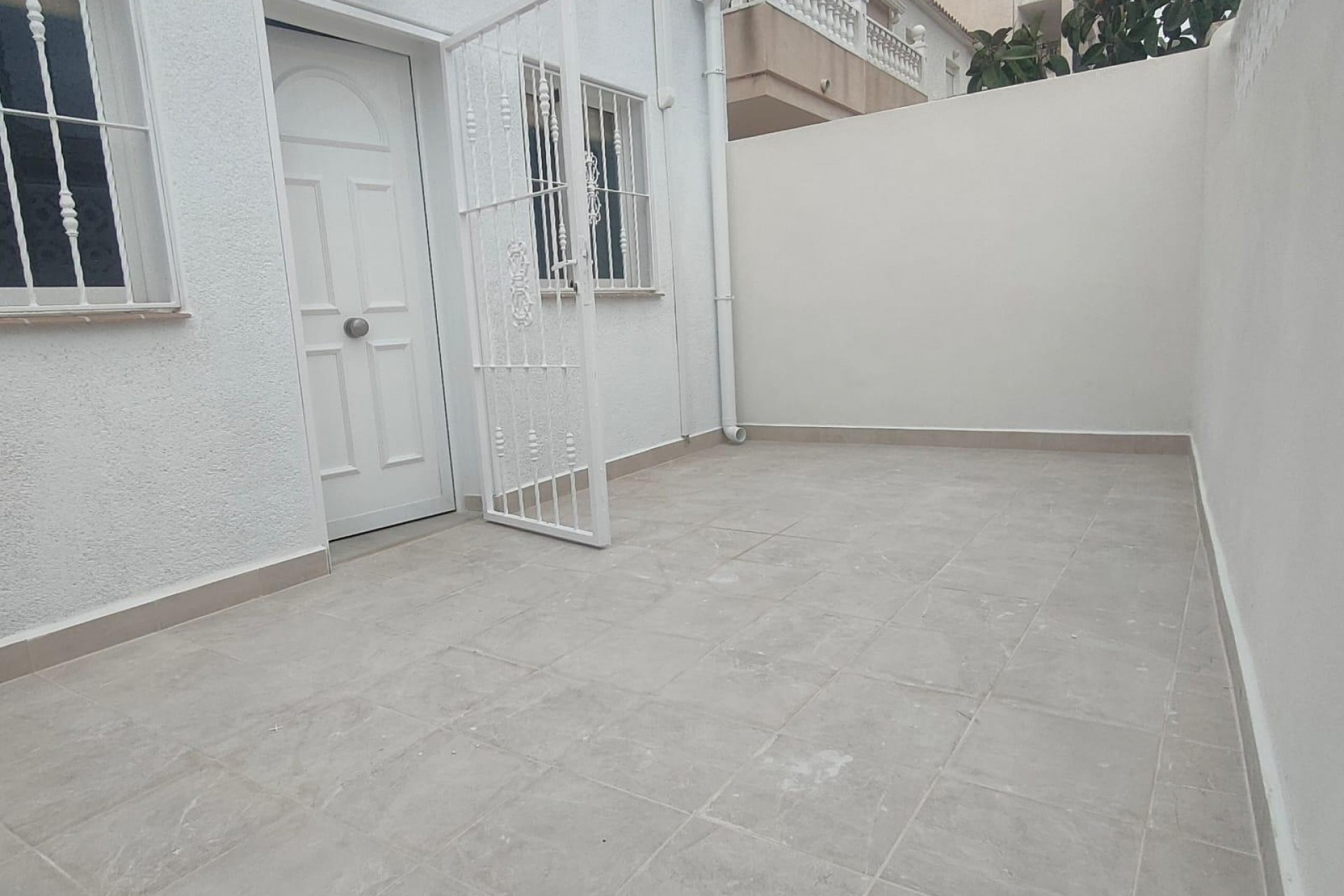 Reventa - Town House -
Torrevieja - Sector 25