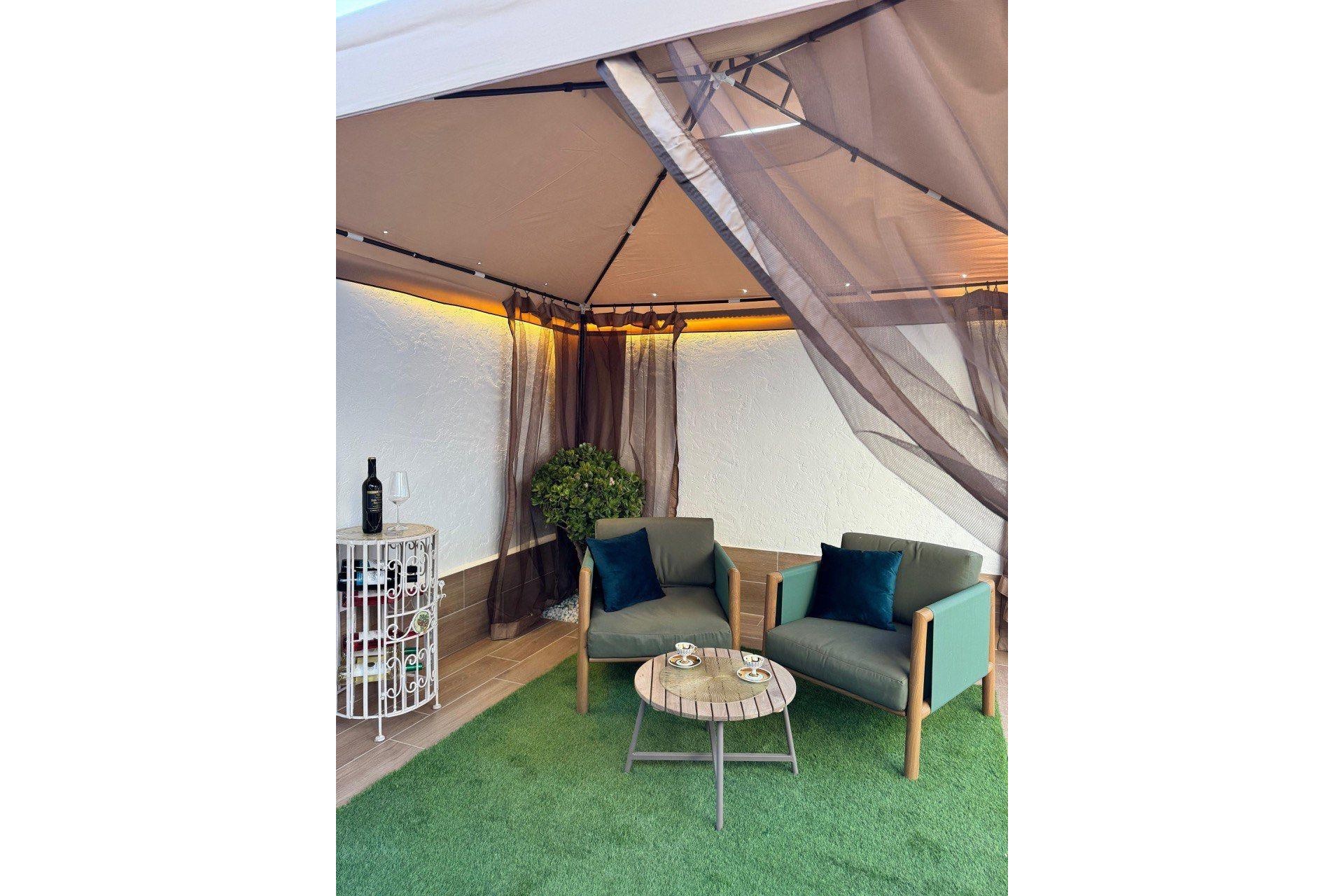 Reventa - Town House -
Torrevieja - Torretas