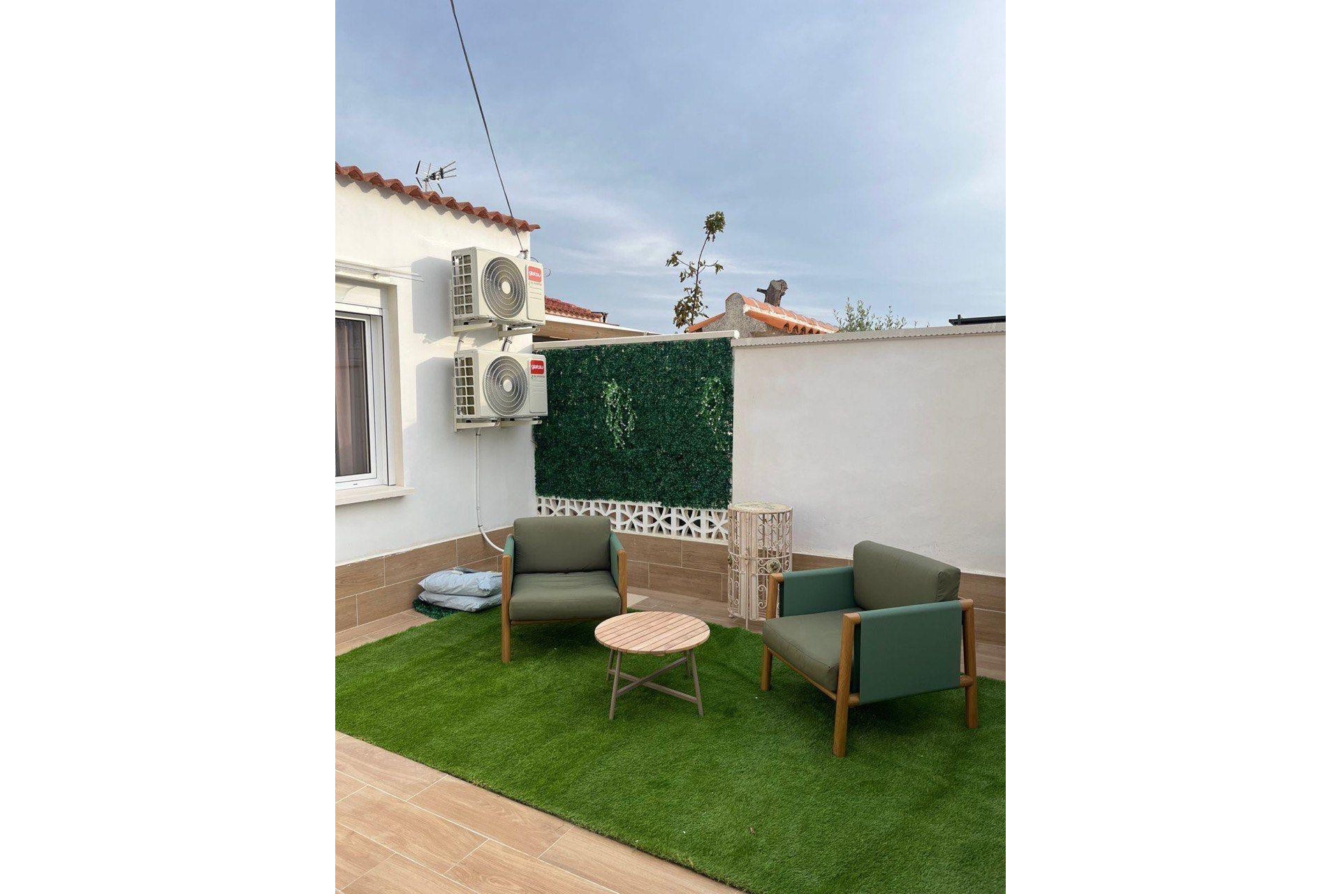 Reventa - Town House -
Torrevieja - Torretas