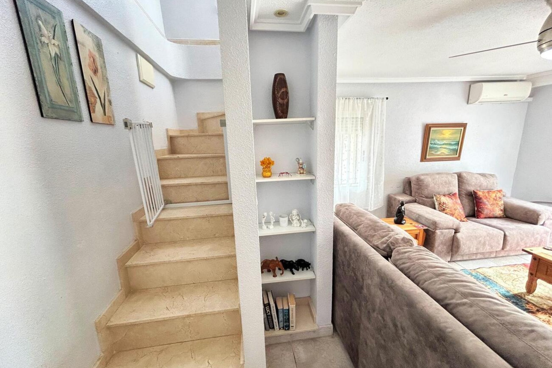 Reventa - Town House -
Villamartin - Costa Blanca