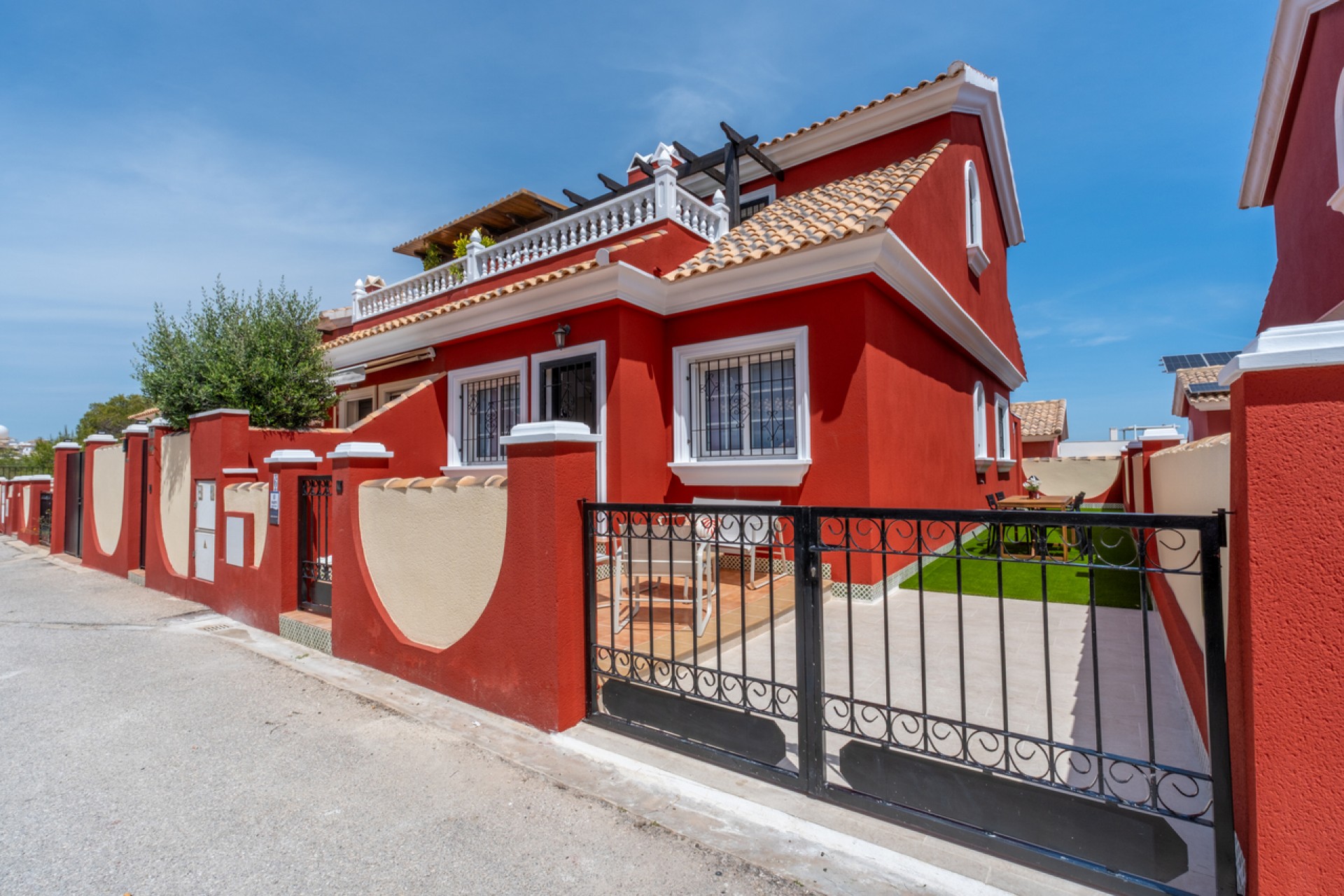 Reventa - Town House -
Villamartin - Costa Blanca