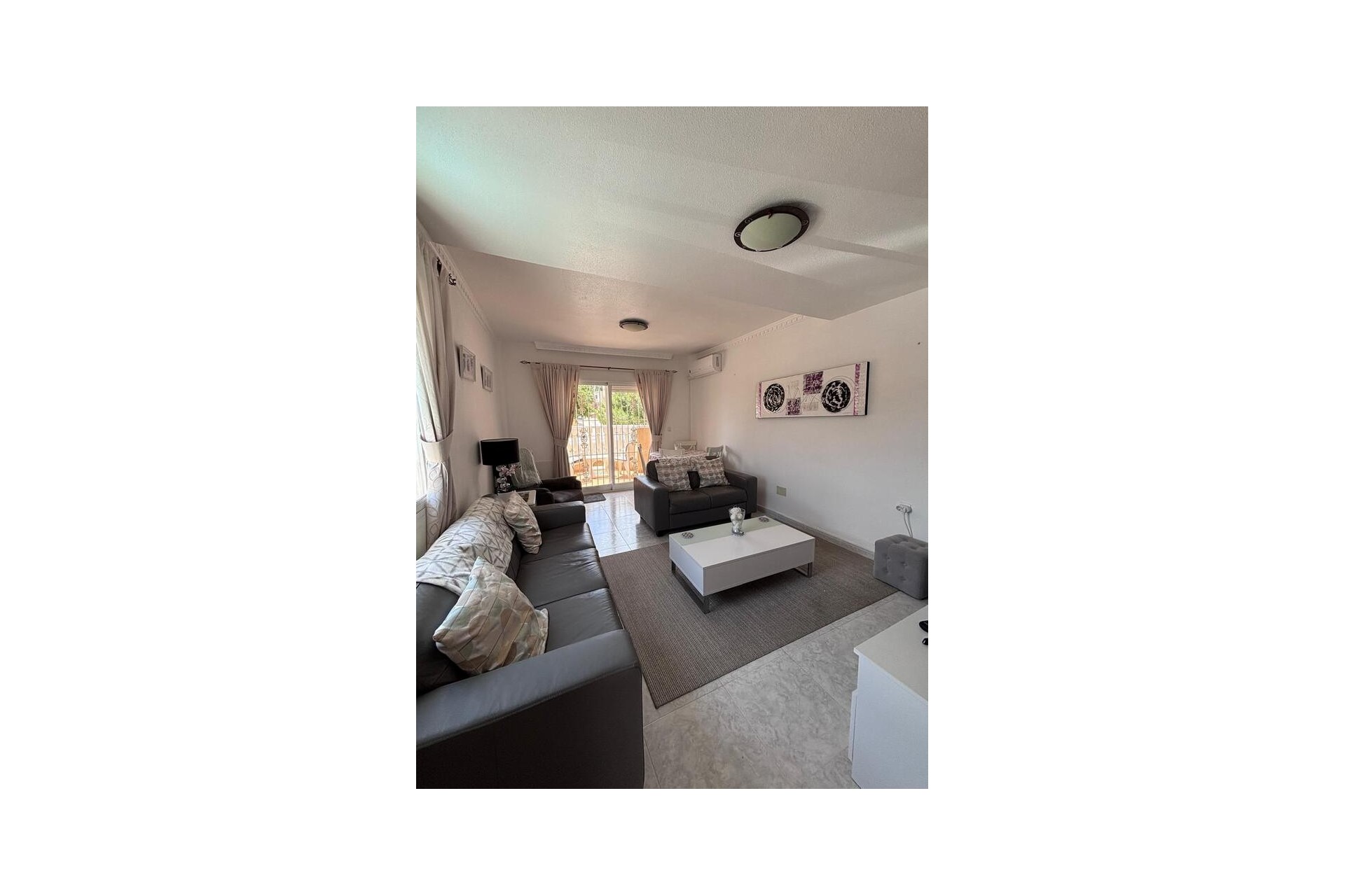 Reventa - Town House -
Villamartin - Costa Blanca
