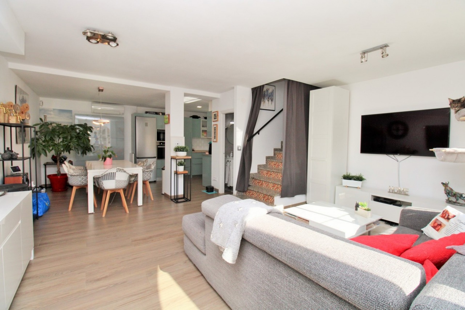 Reventa - Town House -
Villamartin - Costa Blanca