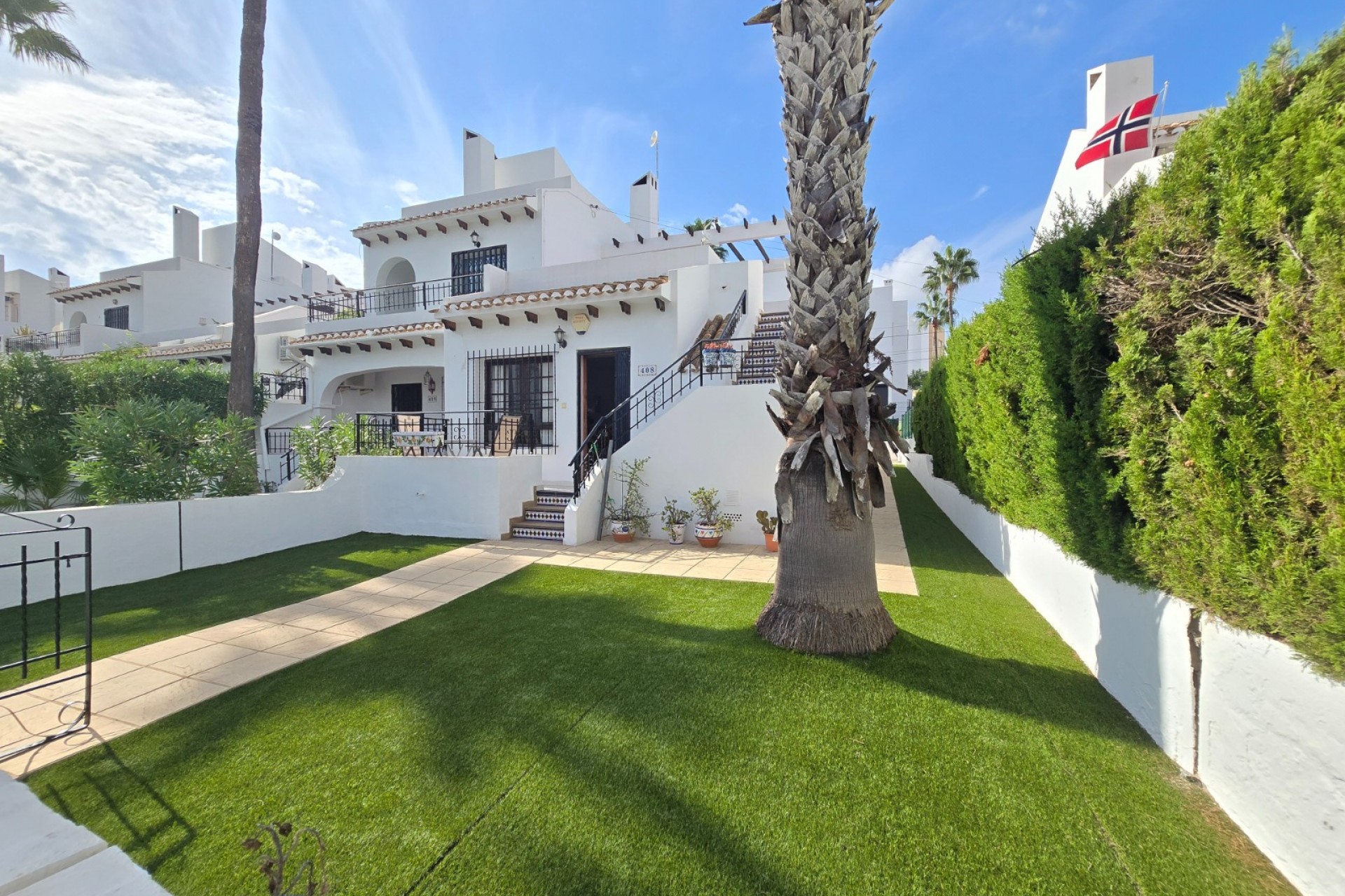 Reventa - Town House -
Villamartin - Costa Blanca