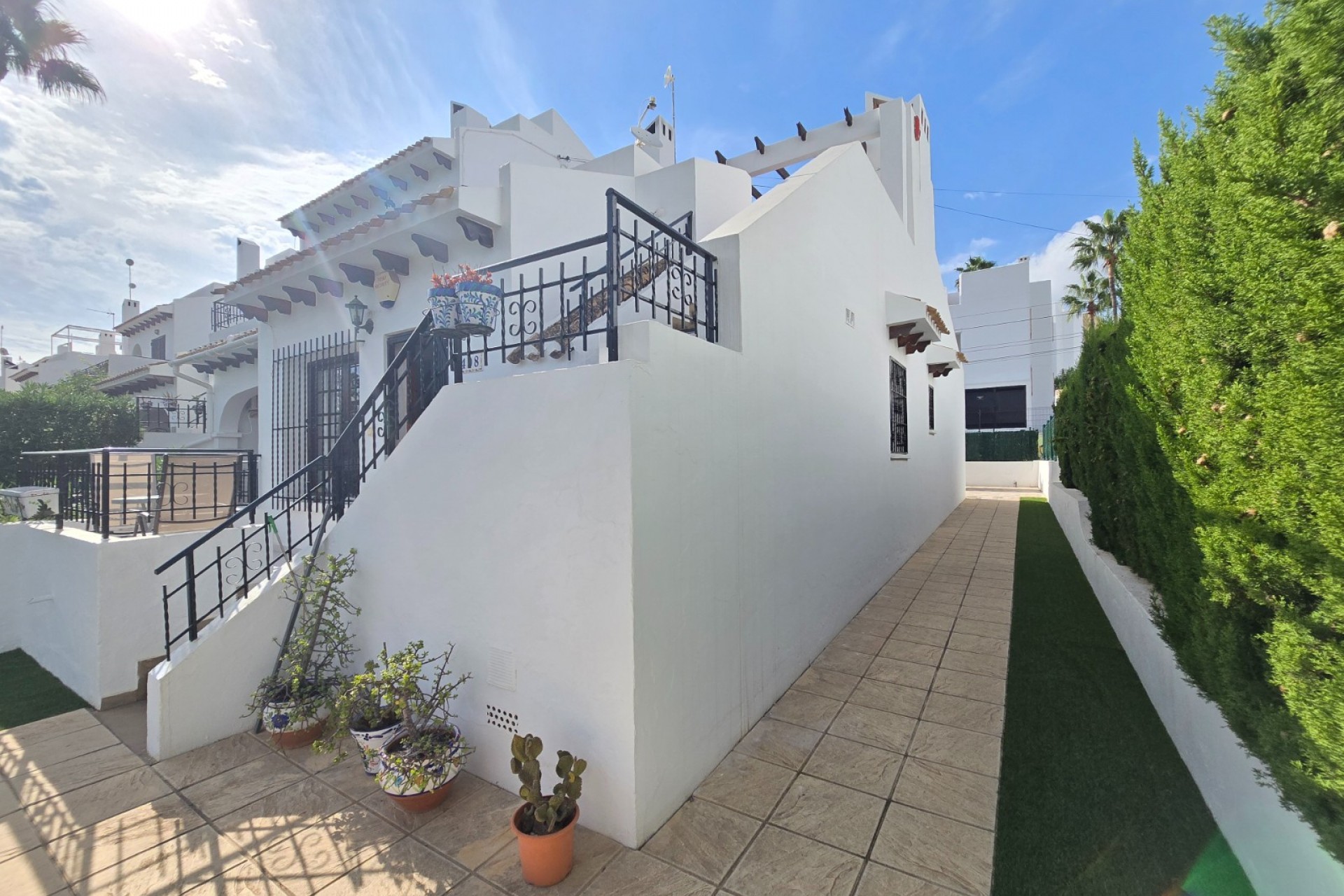 Reventa - Town House -
Villamartin - Costa Blanca
