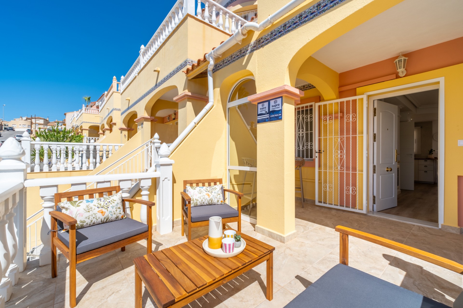 Reventa - Town House -
Villamartin - Costa Blanca