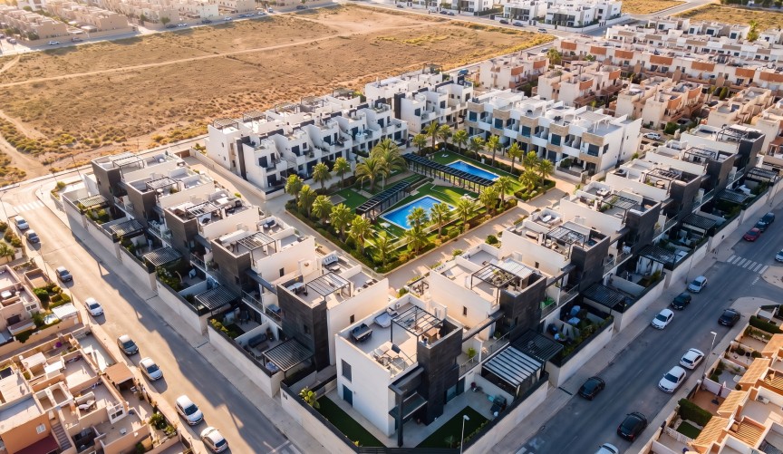 Reventa - Town House -
Villamartin - Costa Blanca