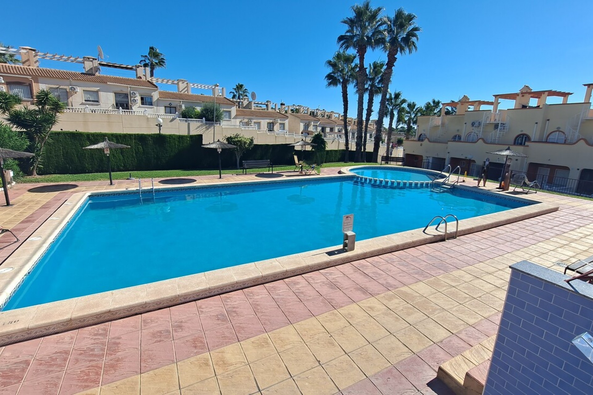 Reventa - Town House -
Villamartin - Costa Blanca
