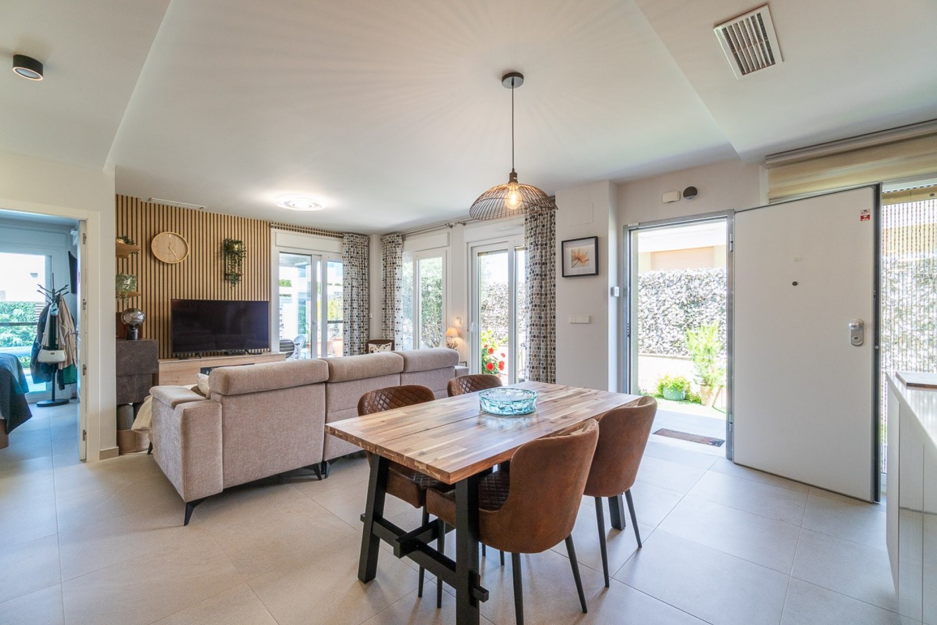 Reventa - Town House -
Vistabella Golf Entre Naranjos - Inland