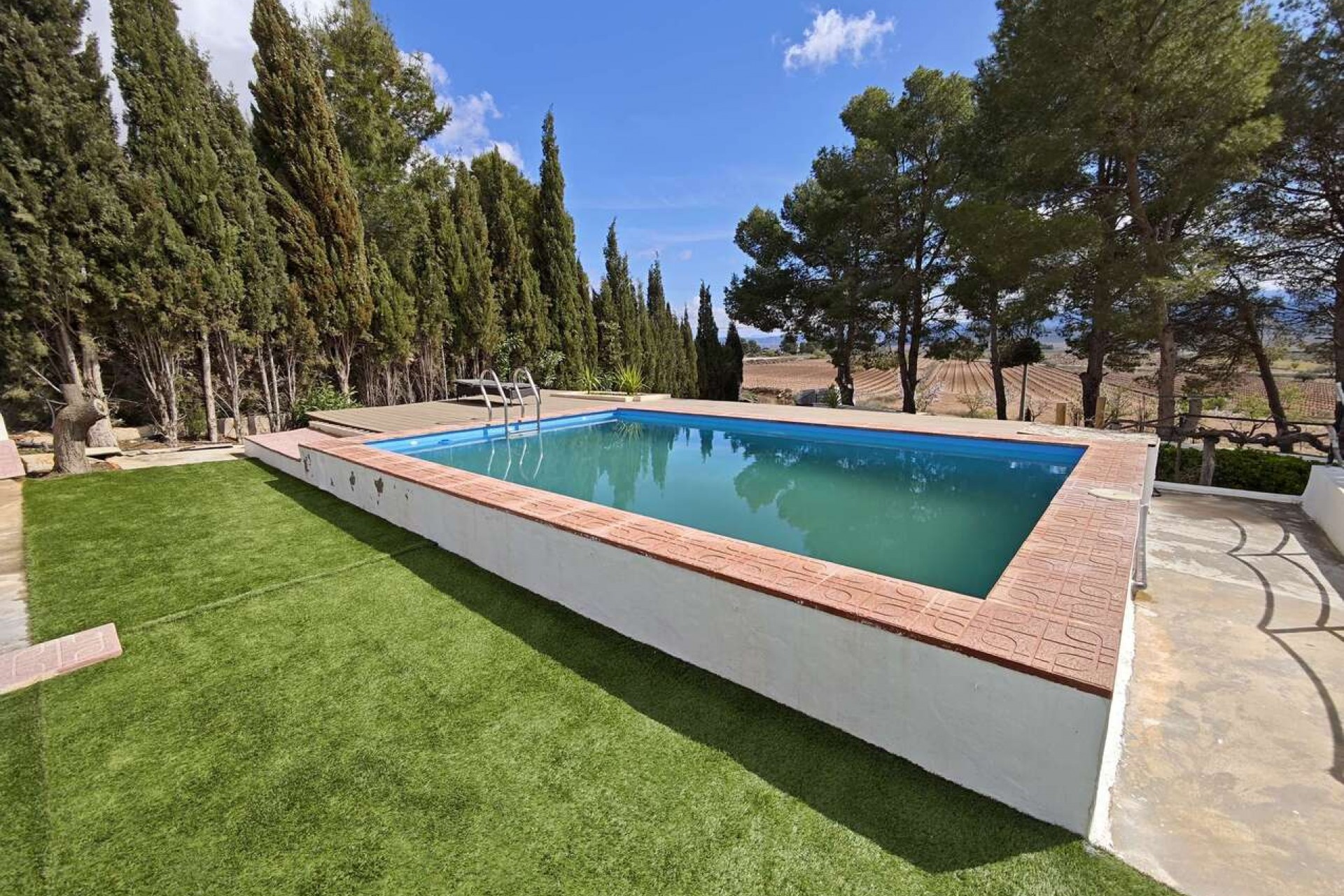 Reventa - Town House -
Yecla - Inland