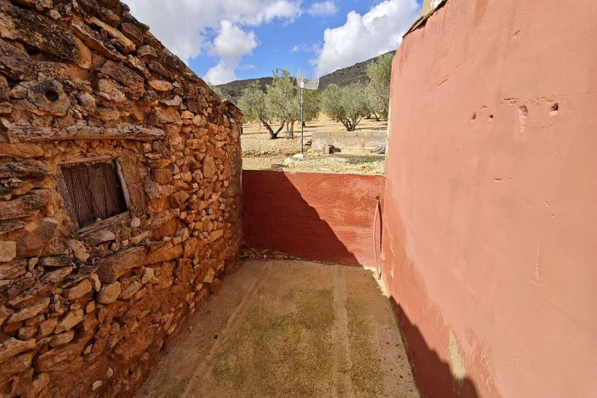 Reventa - Town House -
Yecla - Inland