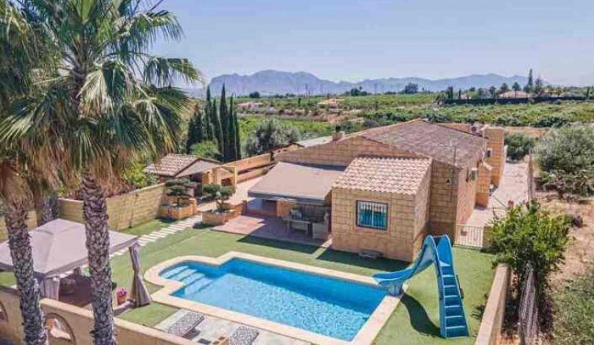 Reventa - Villa -
Albatera - Campo De Albatera