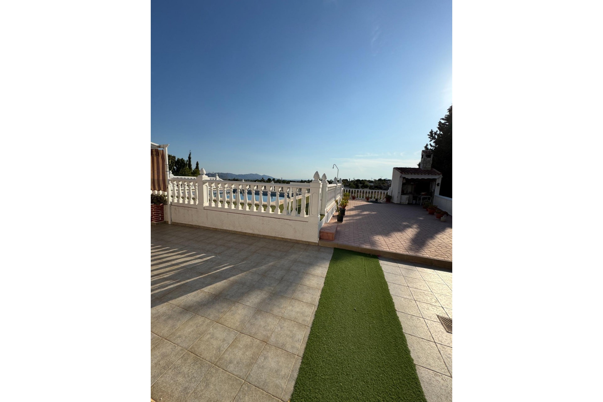 Reventa - Villa -
Albatera - Partida Lomas