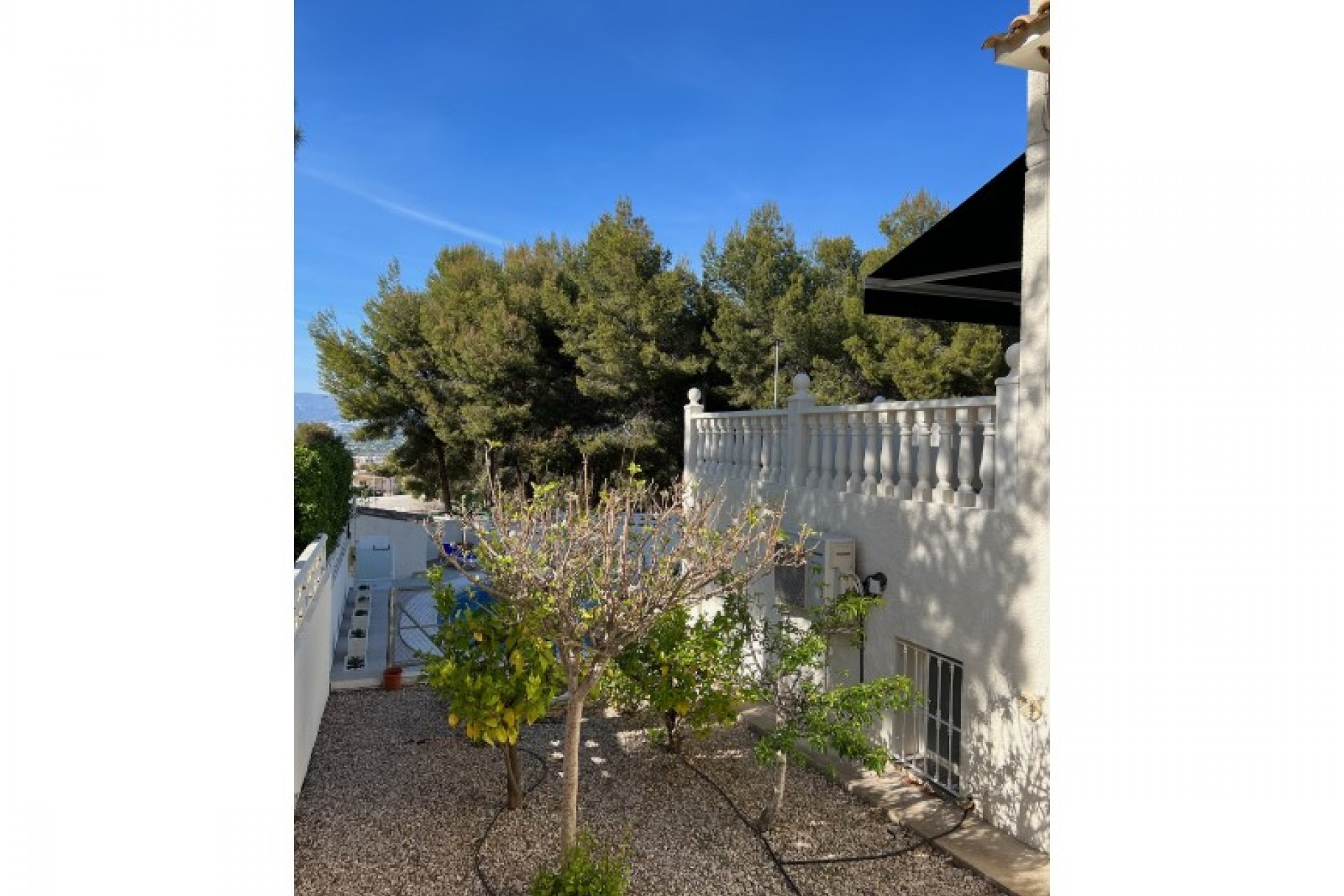 Reventa - Villa -
Alfas del Pí - Costa Blanca