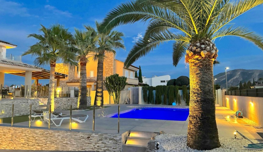 Reventa - Villa -
Alfas del Pí - Costa Blanca