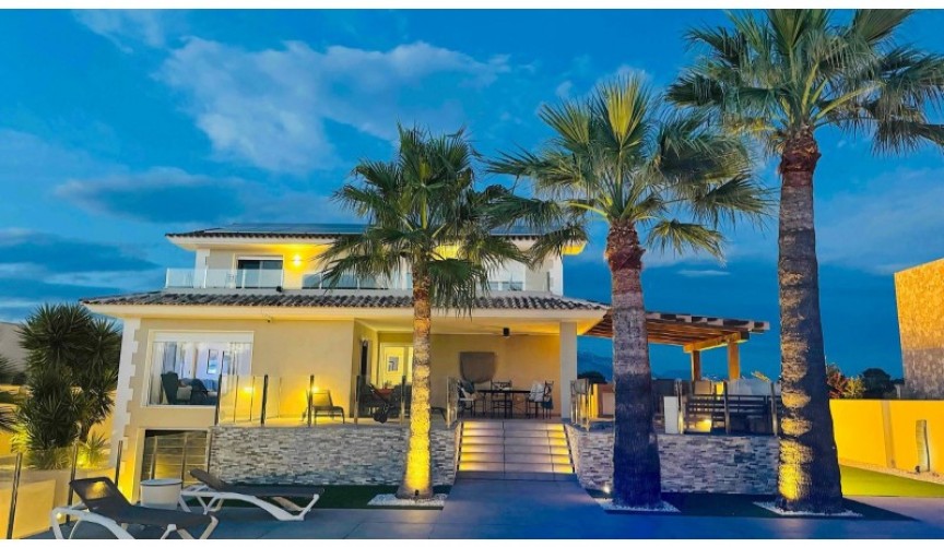 Reventa - Villa -
Alfas del Pí - Costa Blanca