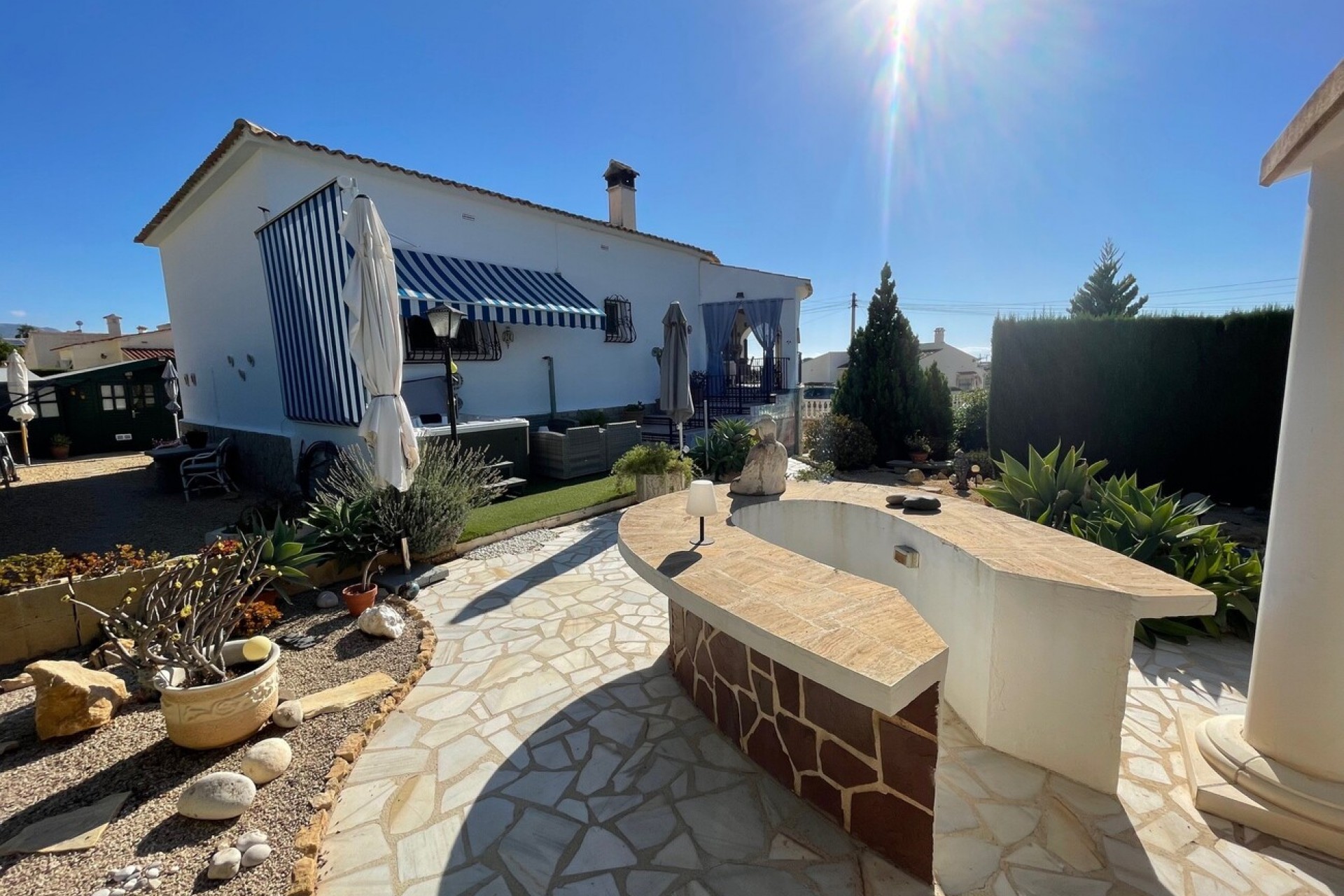 Reventa - Villa -
Alfas del Pí - Costa Blanca