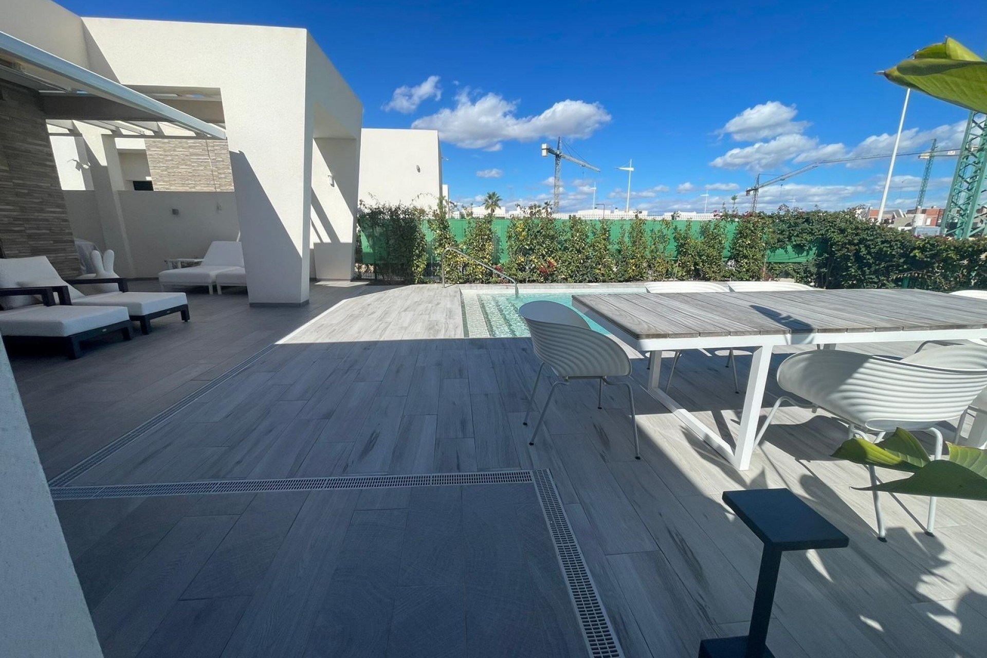 Reventa - Villa -
Algorfa - Club De Golf La Finca