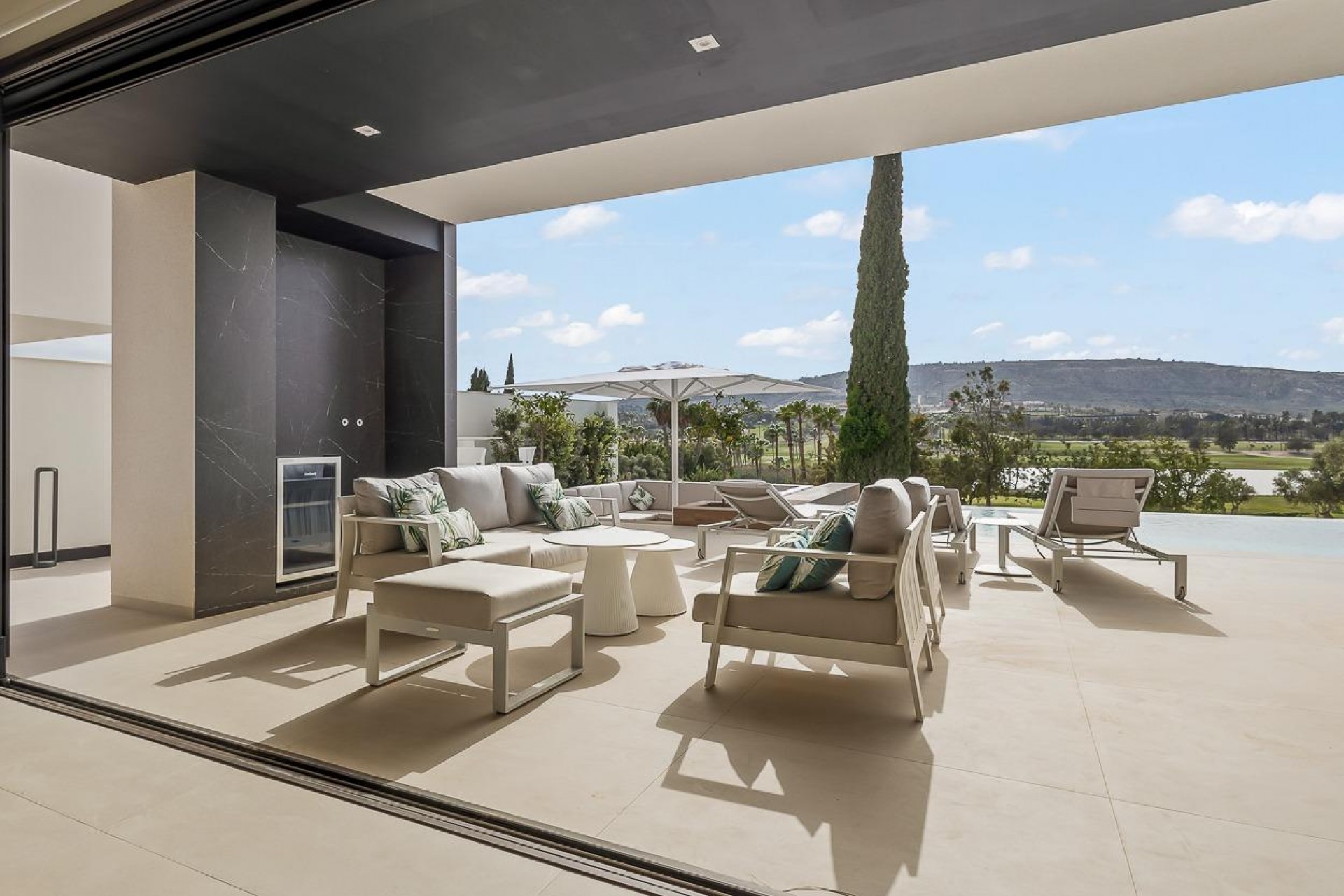 Reventa - Villa -
Algorfa - Comunidad Valenciana