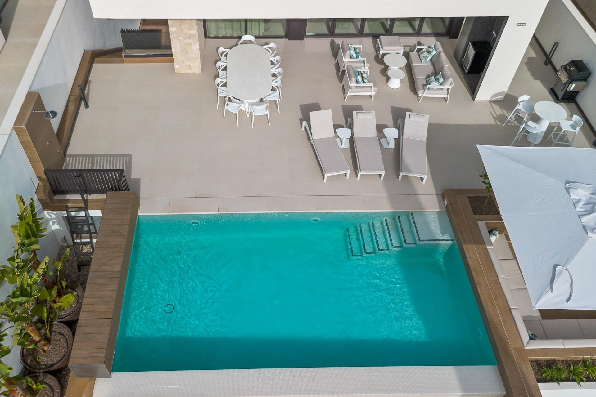 Reventa - Villa -
Algorfa - Comunidad Valenciana