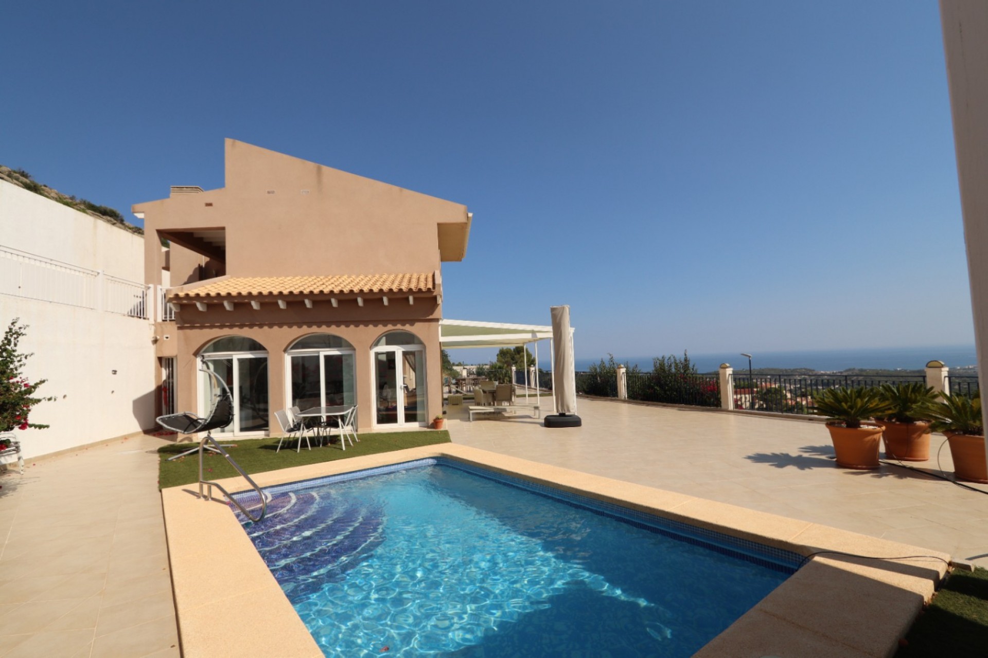 Reventa - Villa -
Altea - Costa Blanca