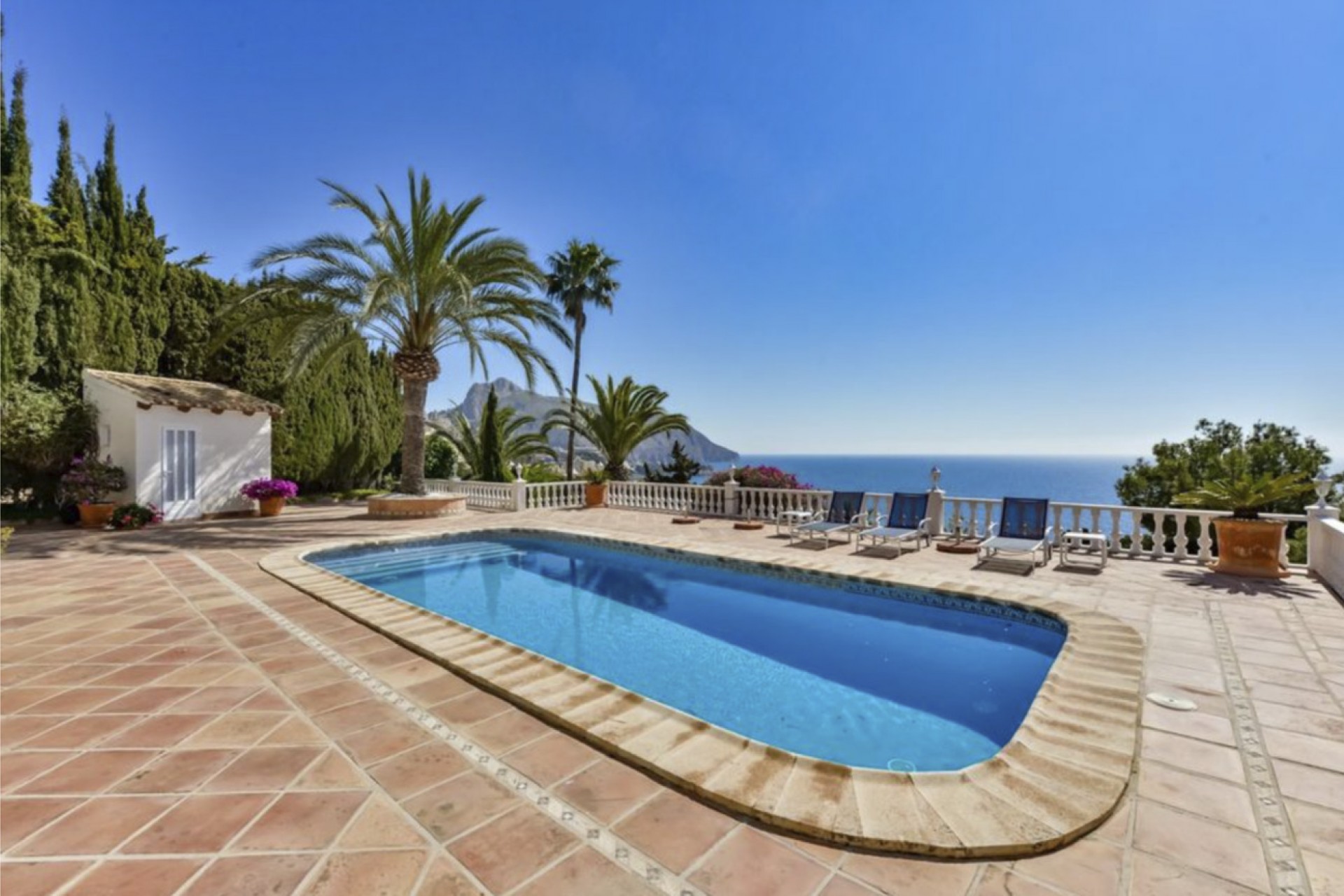 Reventa - Villa -
Altea - Mascarat