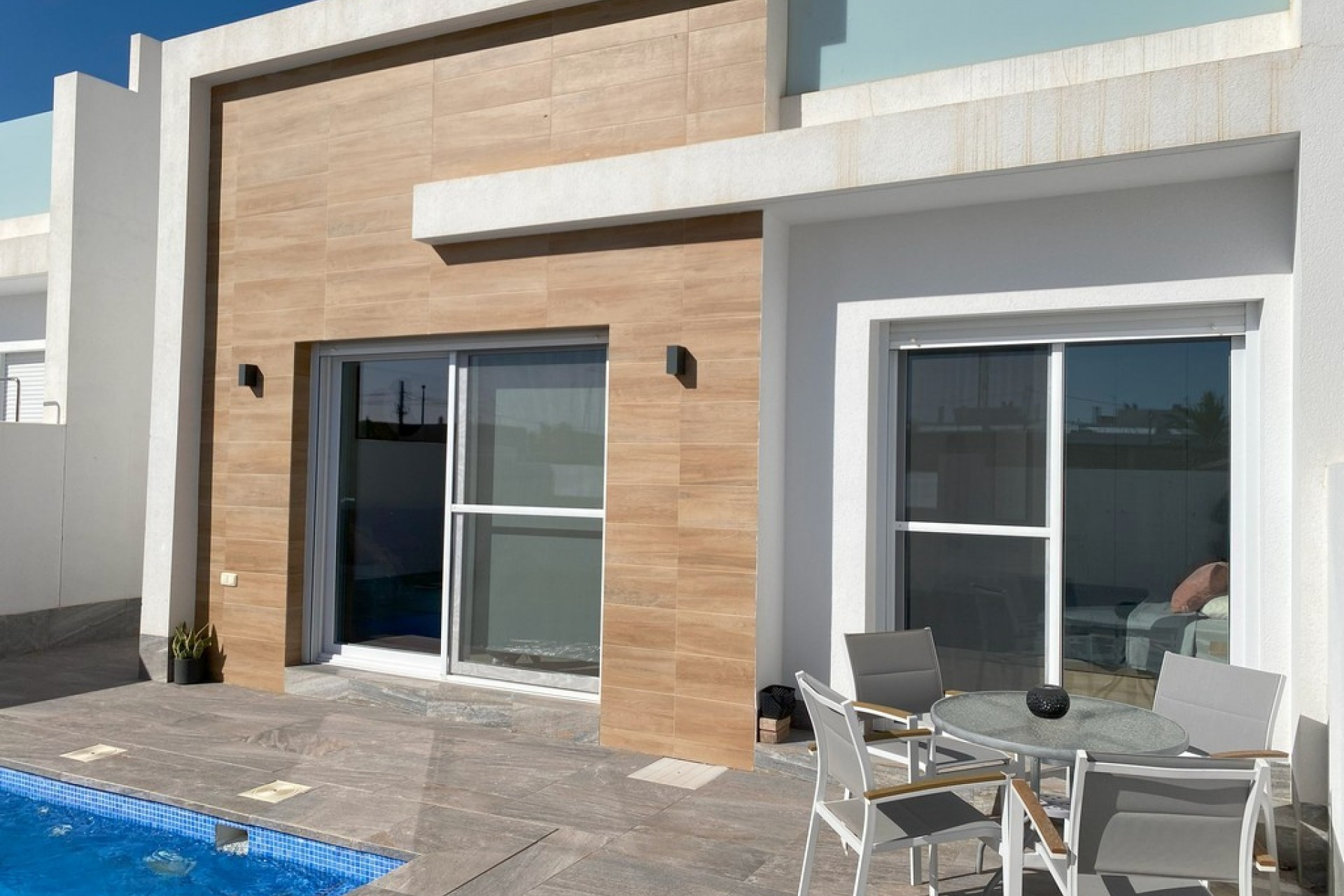 Reventa - Villa -
Avileses - Inland