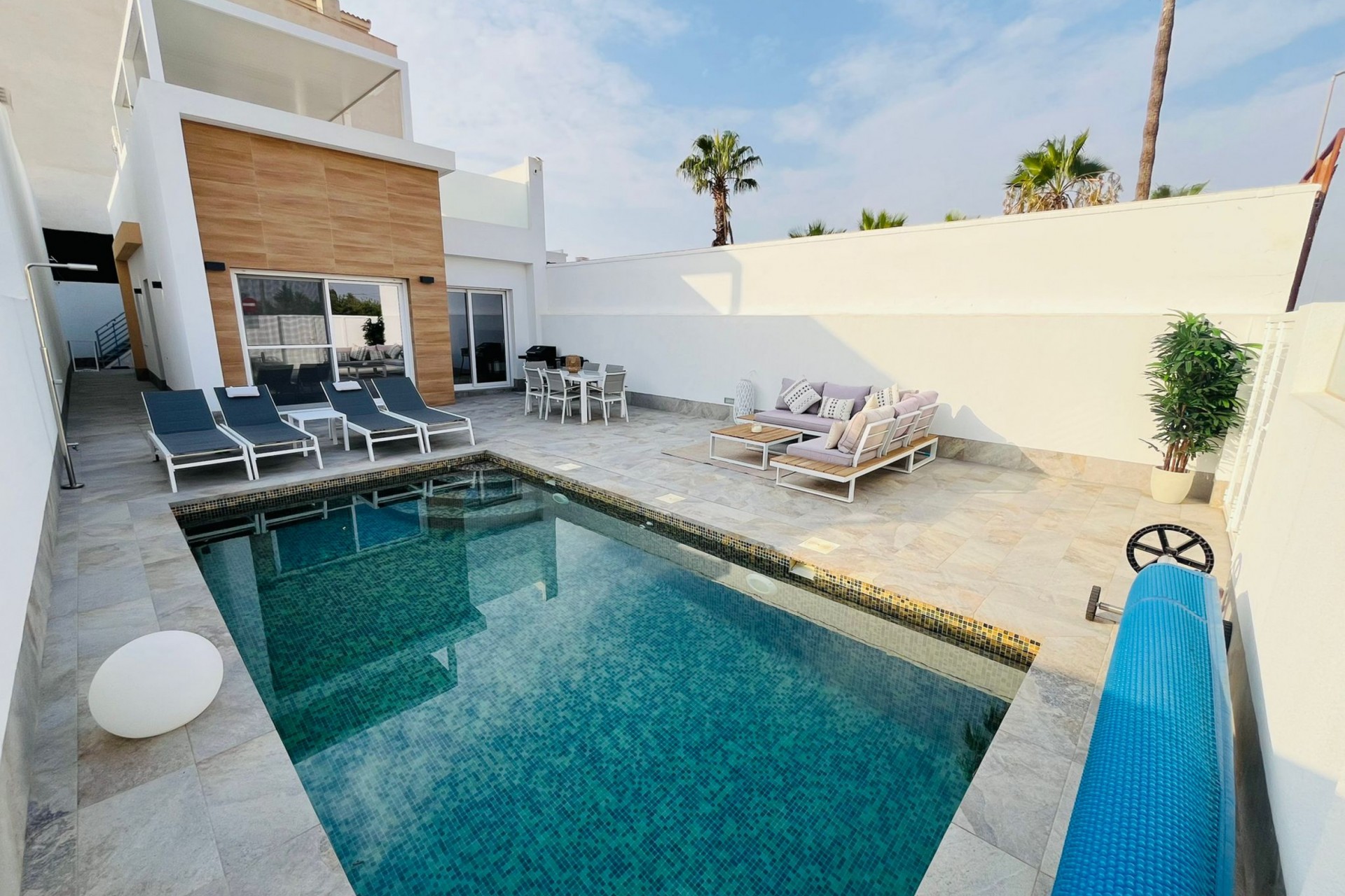 Reventa - Villa -
Avileses - Inland