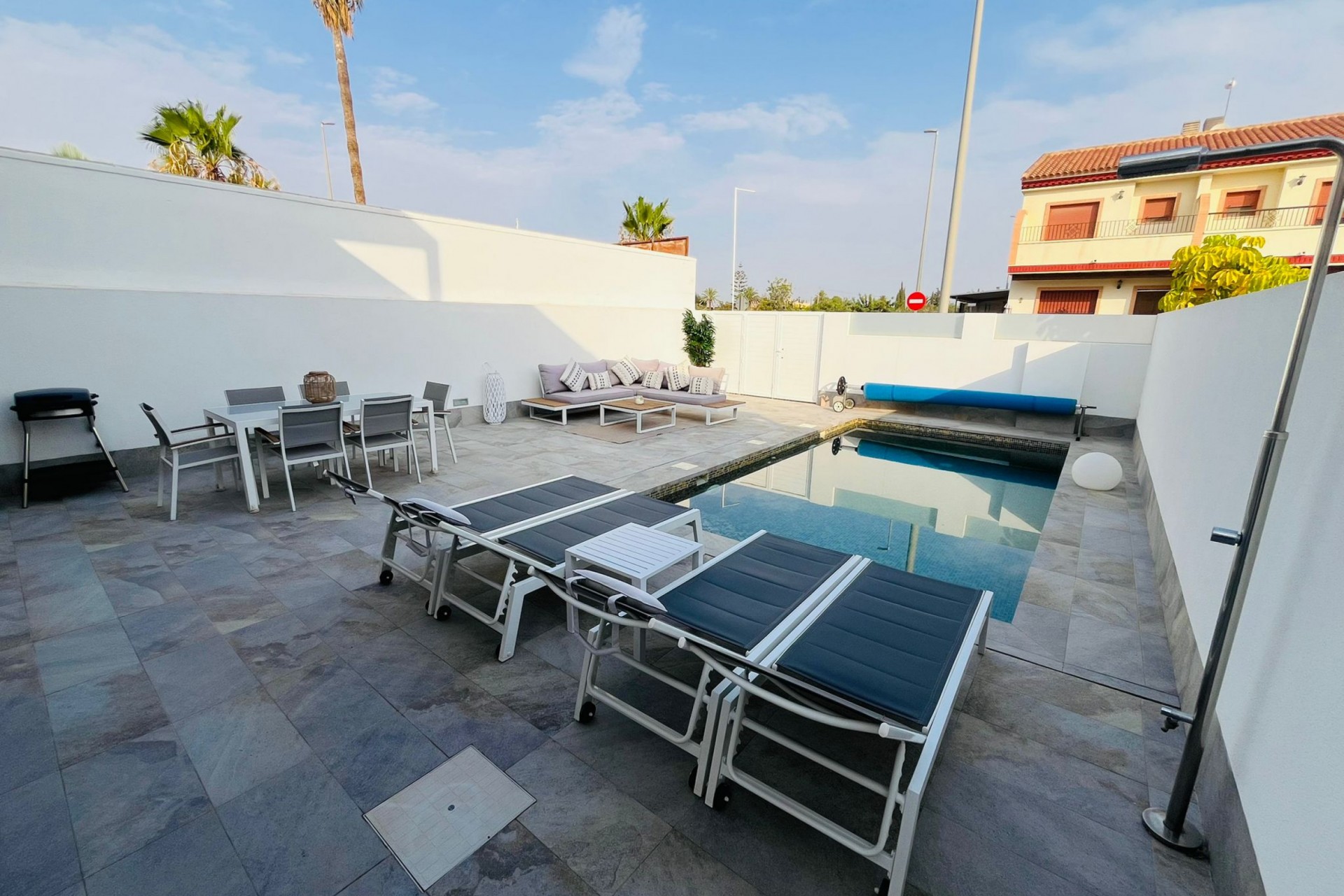 Reventa - Villa -
Avileses - Inland