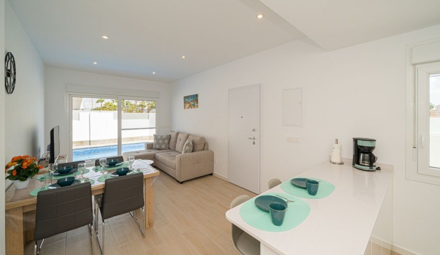 Reventa - Villa -
Avileses - Inland