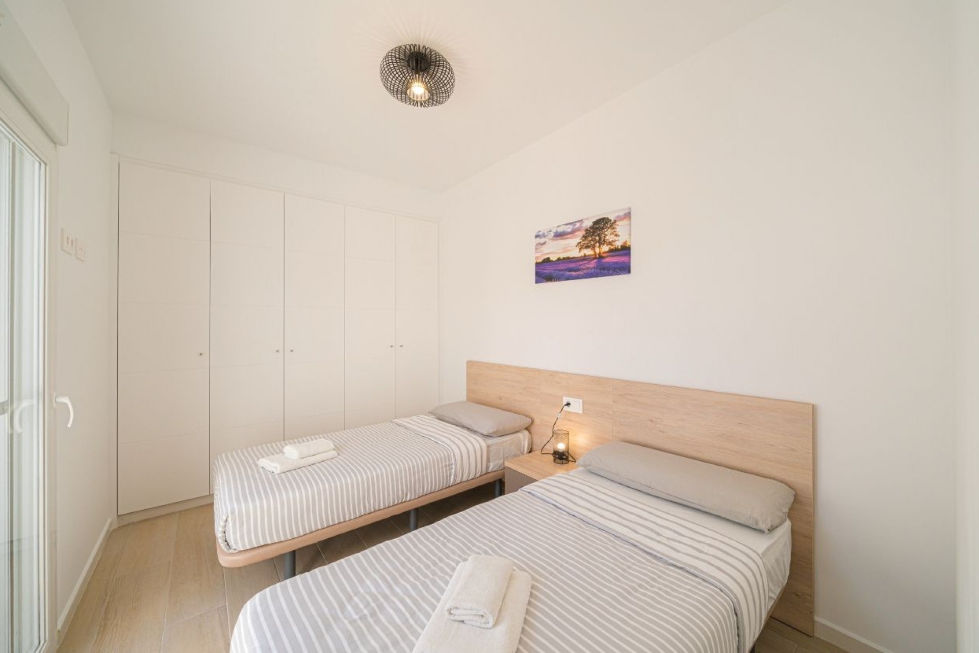 Reventa - Villa -
Avileses - Inland