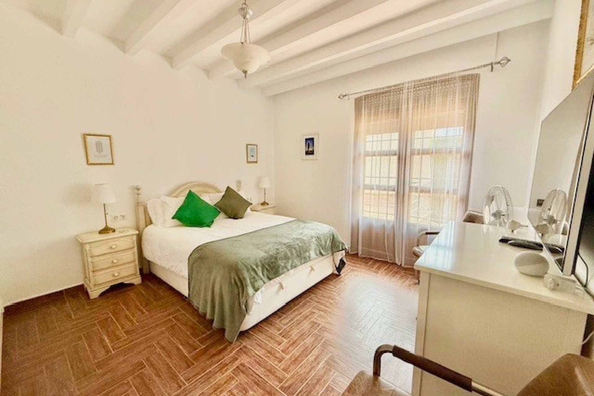 Reventa - Villa -
Avileses - Inland