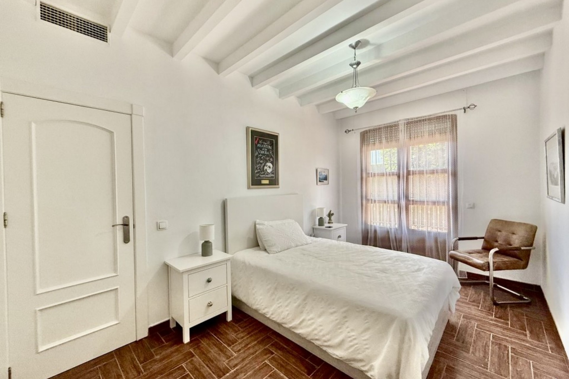 Reventa - Villa -
Avileses - Inland