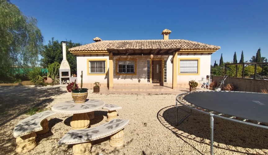 Reventa - Villa -
Avileses - Inland