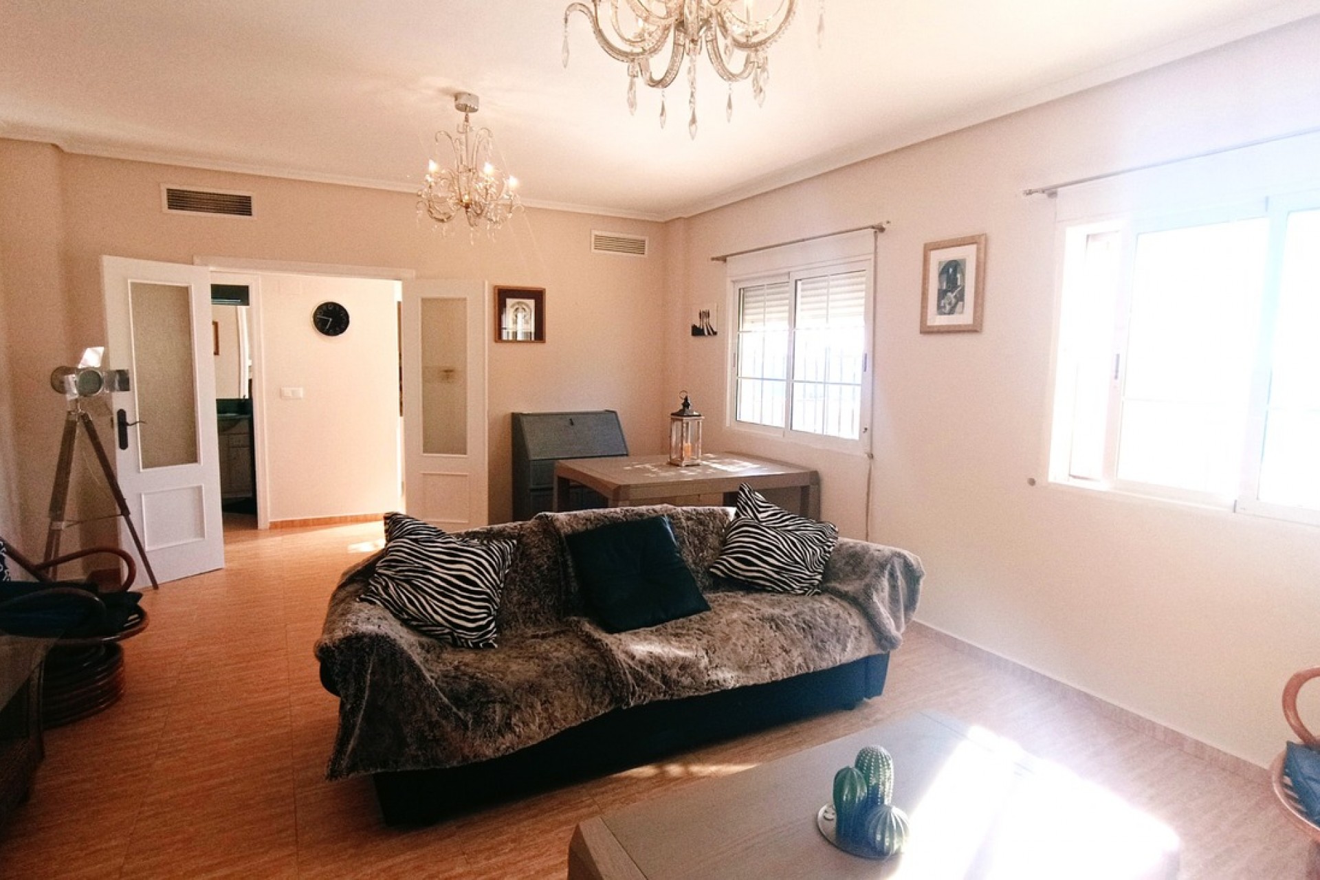 Reventa - Villa -
Avileses - Inland